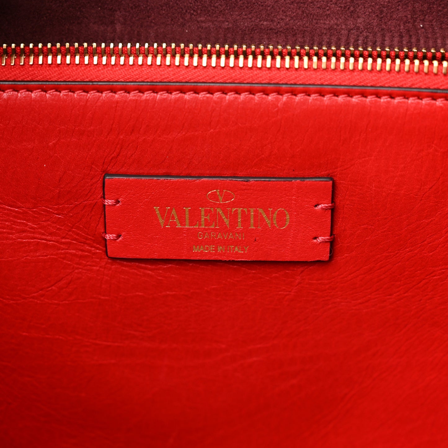 Grainy Calfskin Medium Rockstud Hype Tote Red