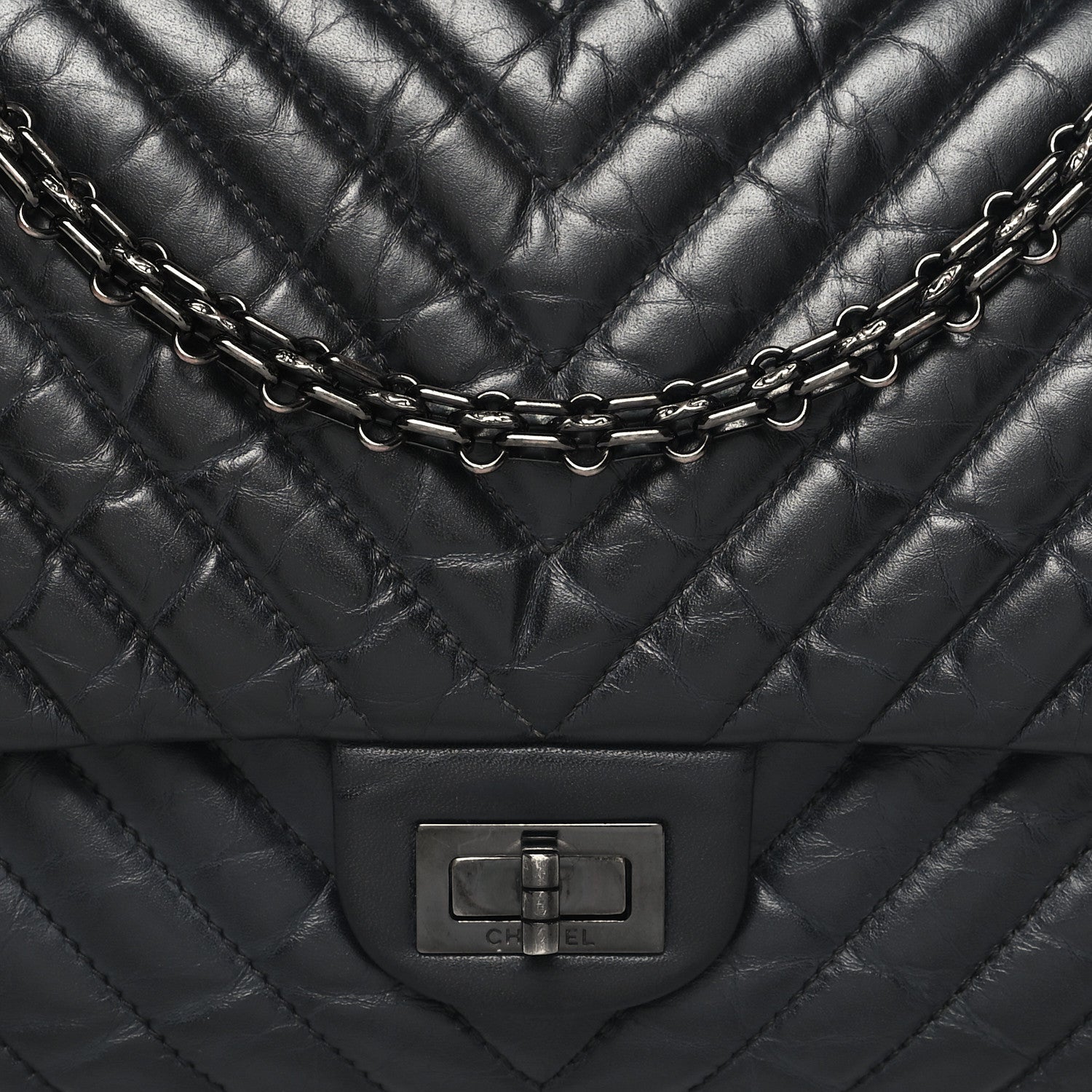 Chanel Aged Calfskin Chevron Quilted 2.55 Reissue 226 So Black 8 of 10