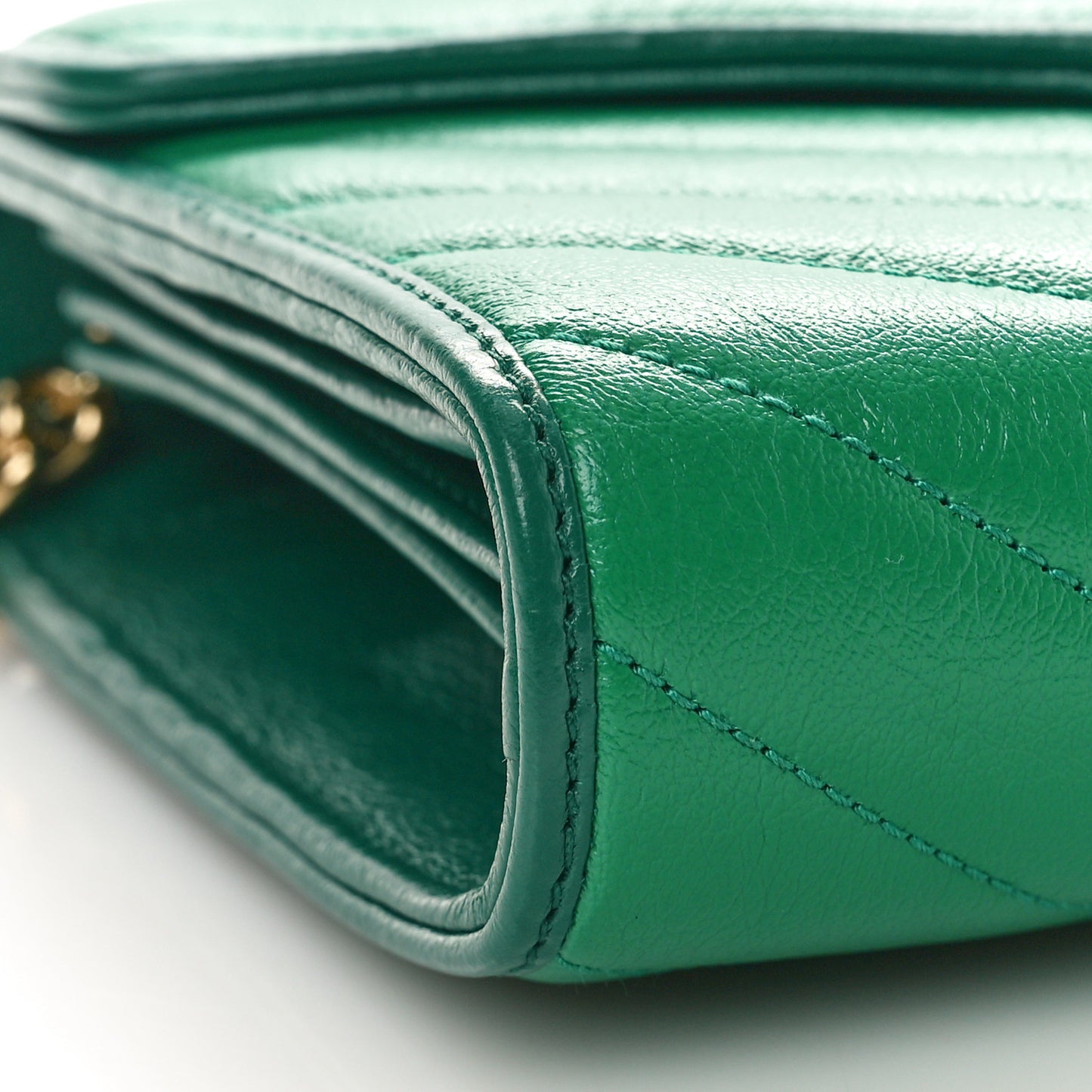 Azalea Calfskin Enamel Matelasse Diagonal Torchon GG Marmont Chain Wallet New Shamrock Emerald