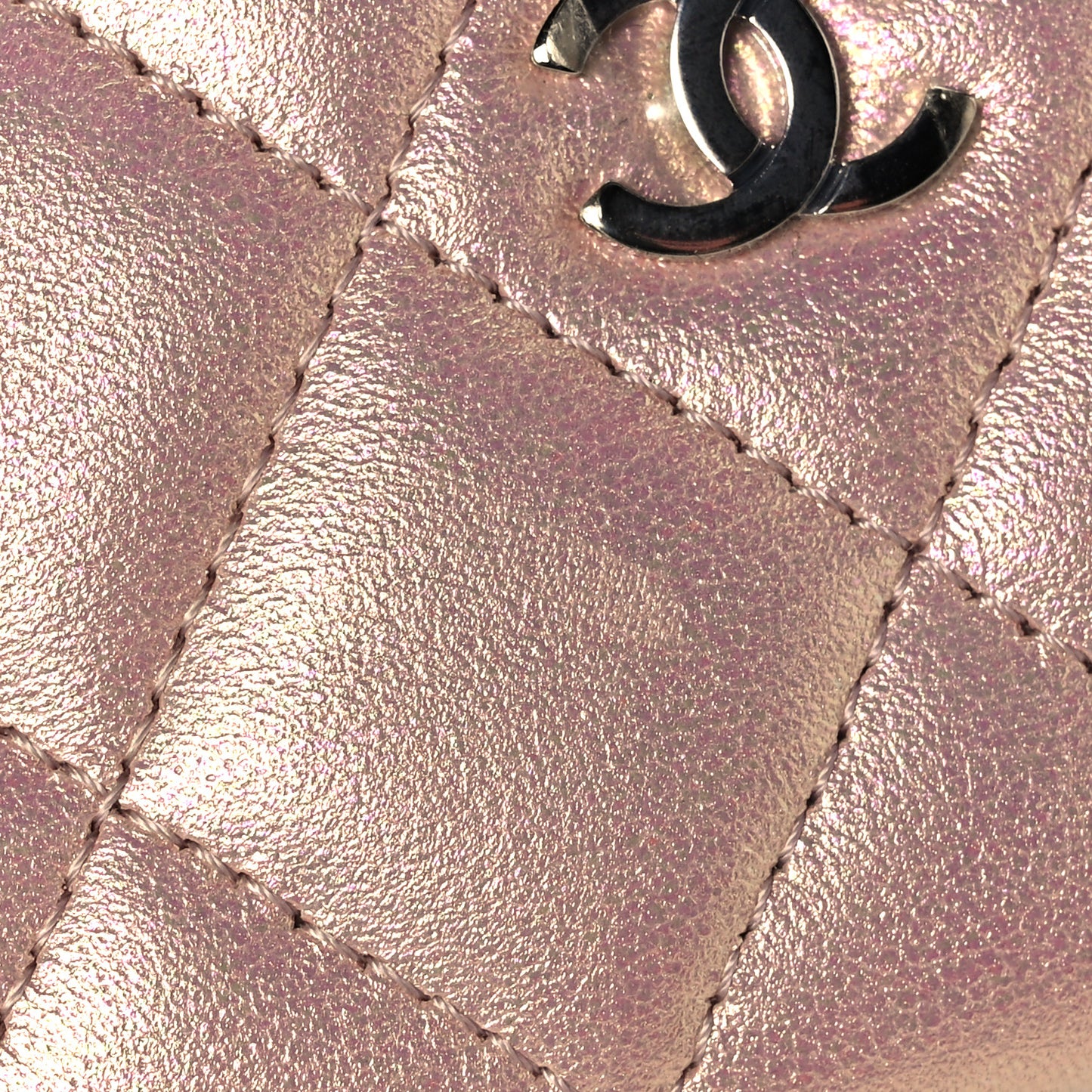 Iridescent Calfskin Quilted Card Holder Pink
