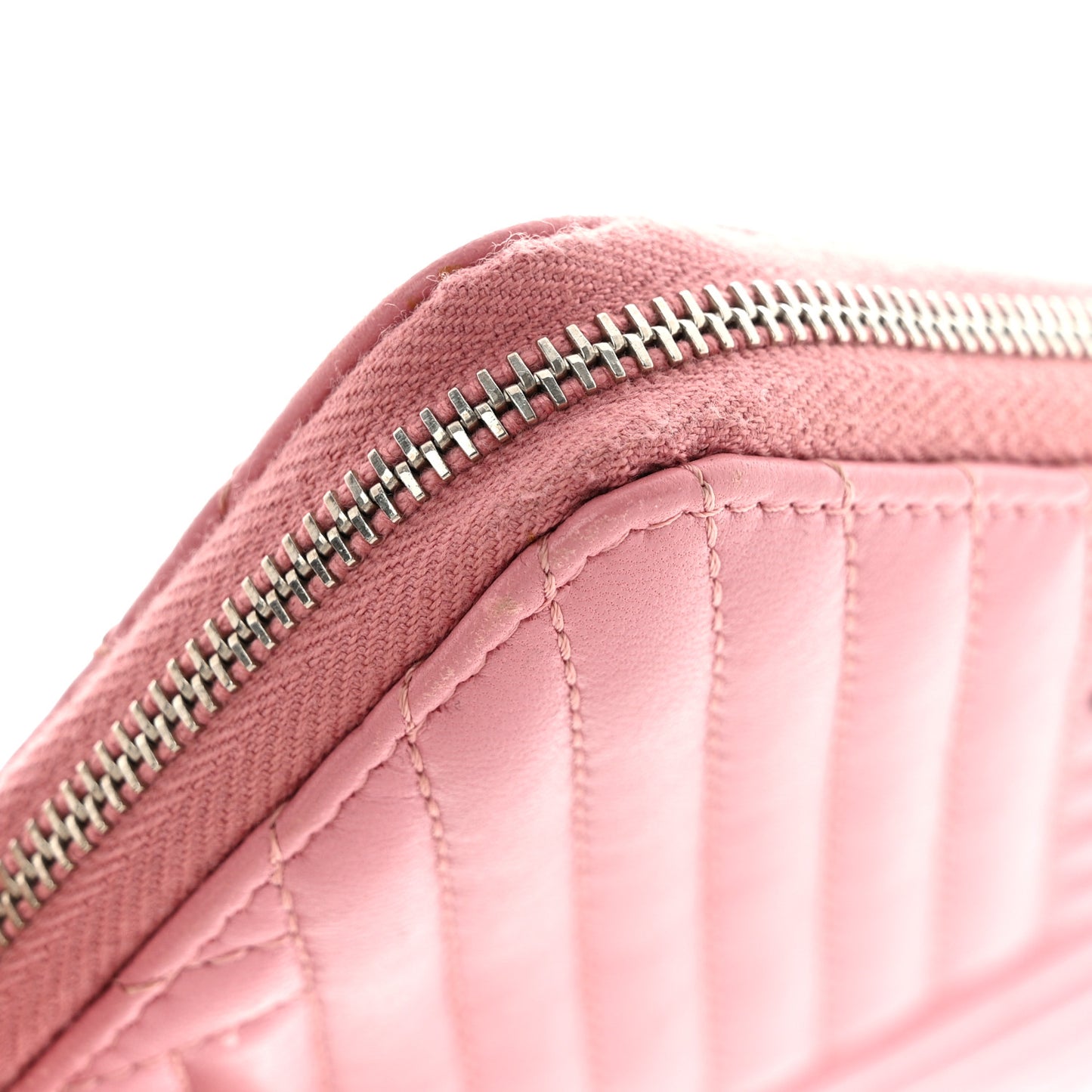 Lambskin Quilted CC Crossing Small Zip Around Wallet Pink