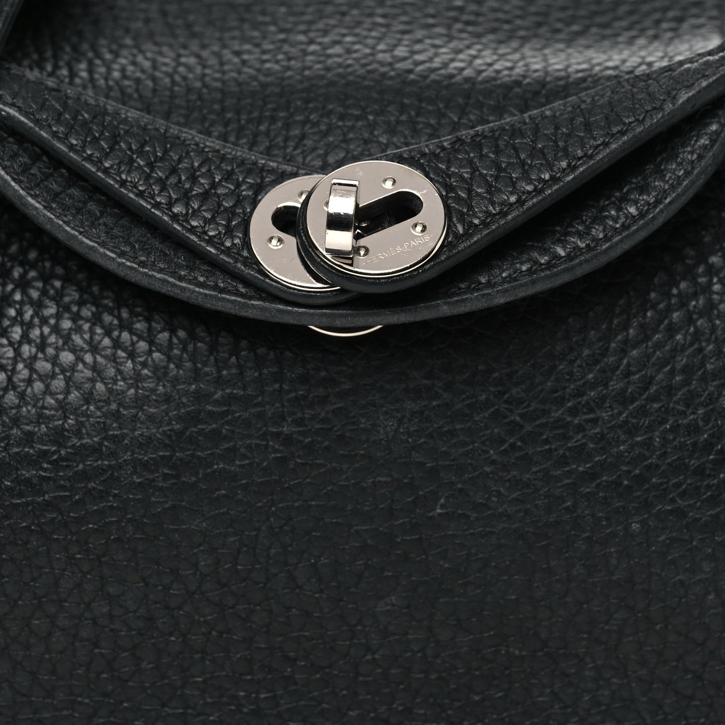 Taurillon Clemence Mini Lindy 20 Black