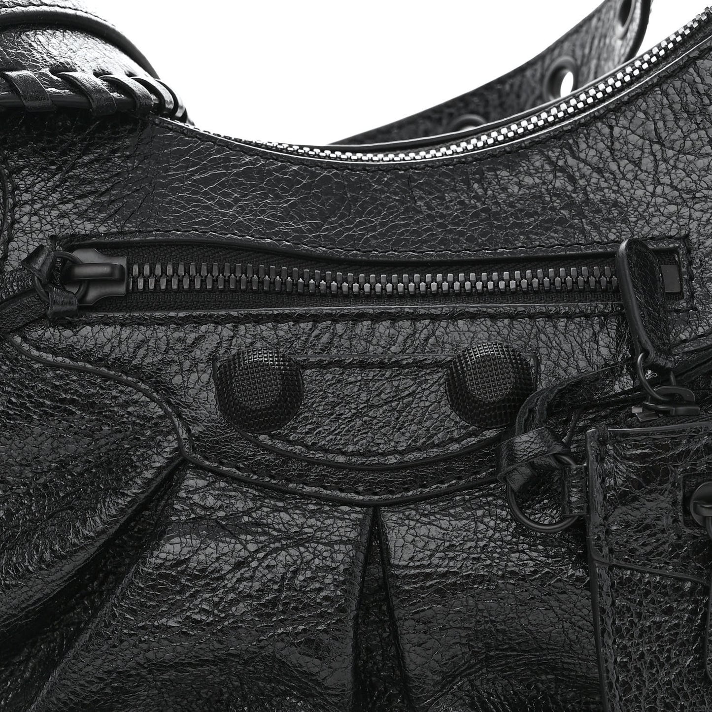 Agneau Arena Monochrome Small Le Cagole Shoulder Bag Black