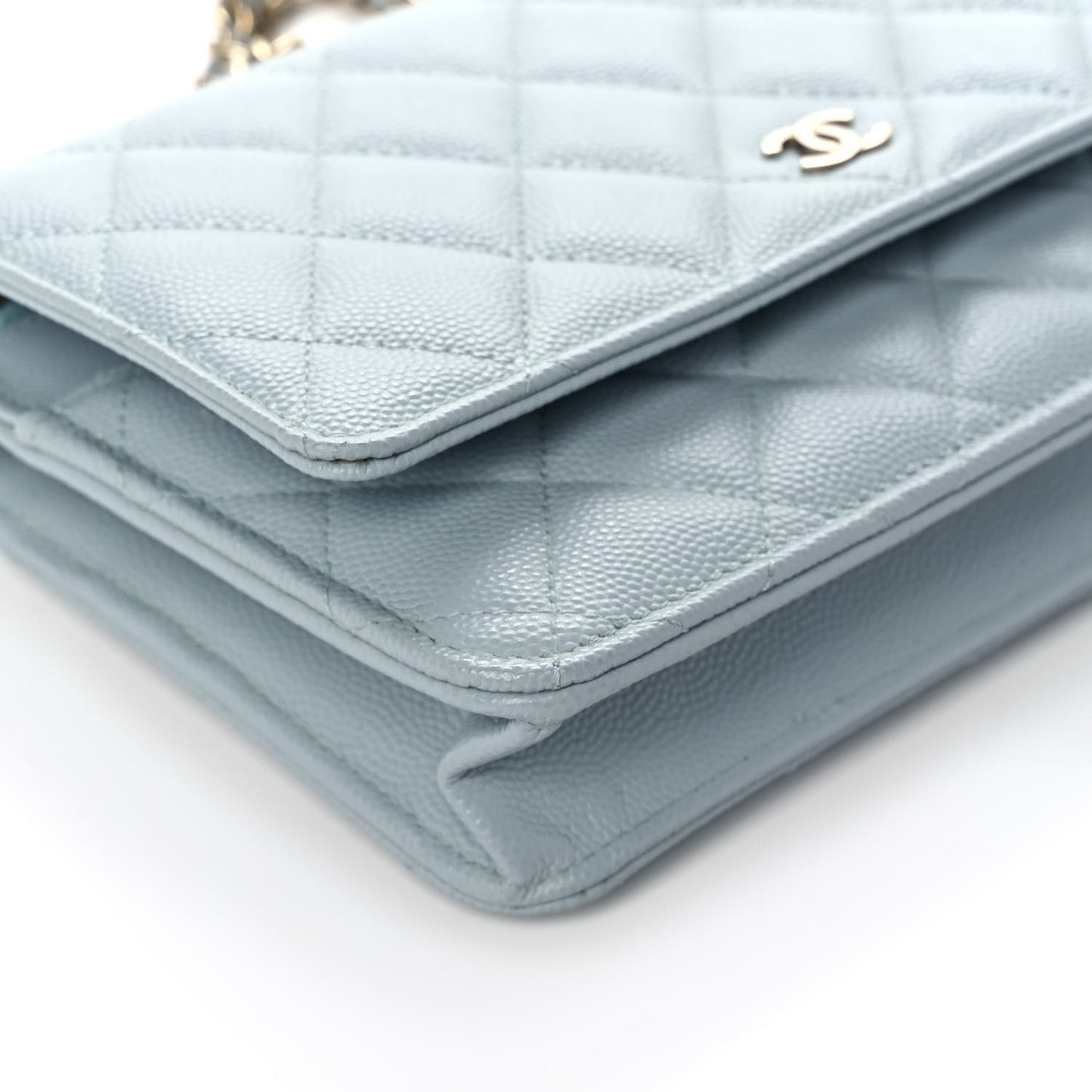 Caviar Quilted Wallet On Chain WOC Light Blue