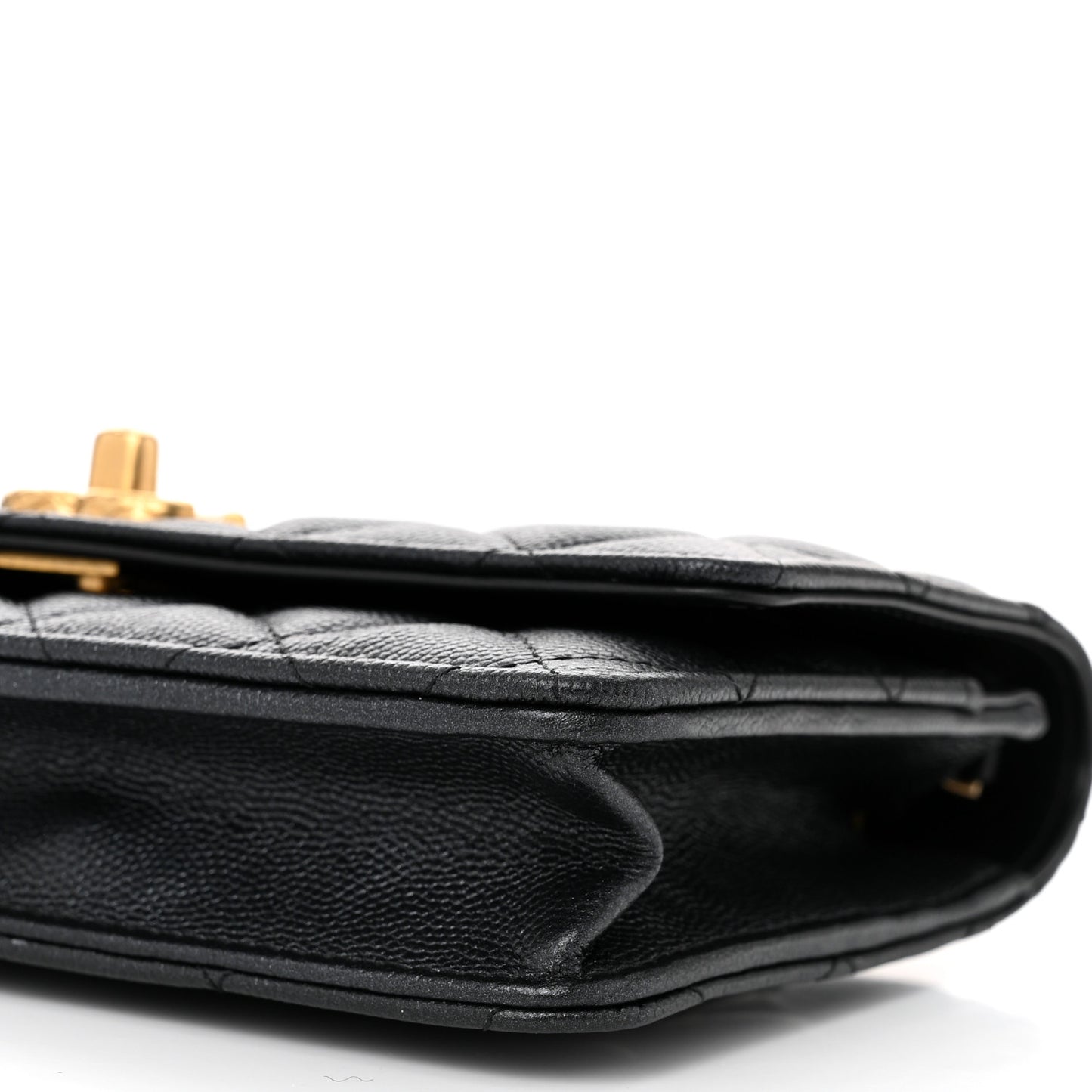Pearly Caviar Quilted Fit For You Wallet On Chain WOC Black