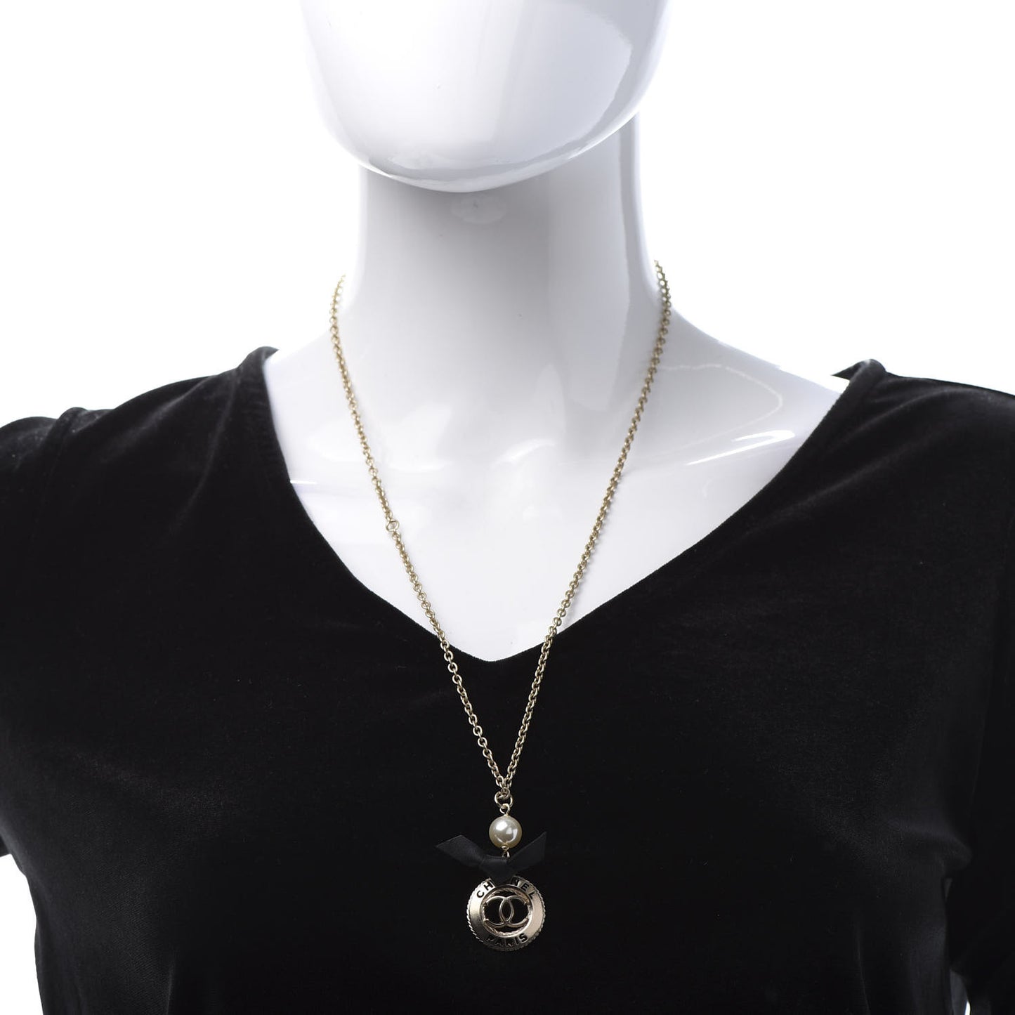 Pearl CC Medallion Necklace Gold
