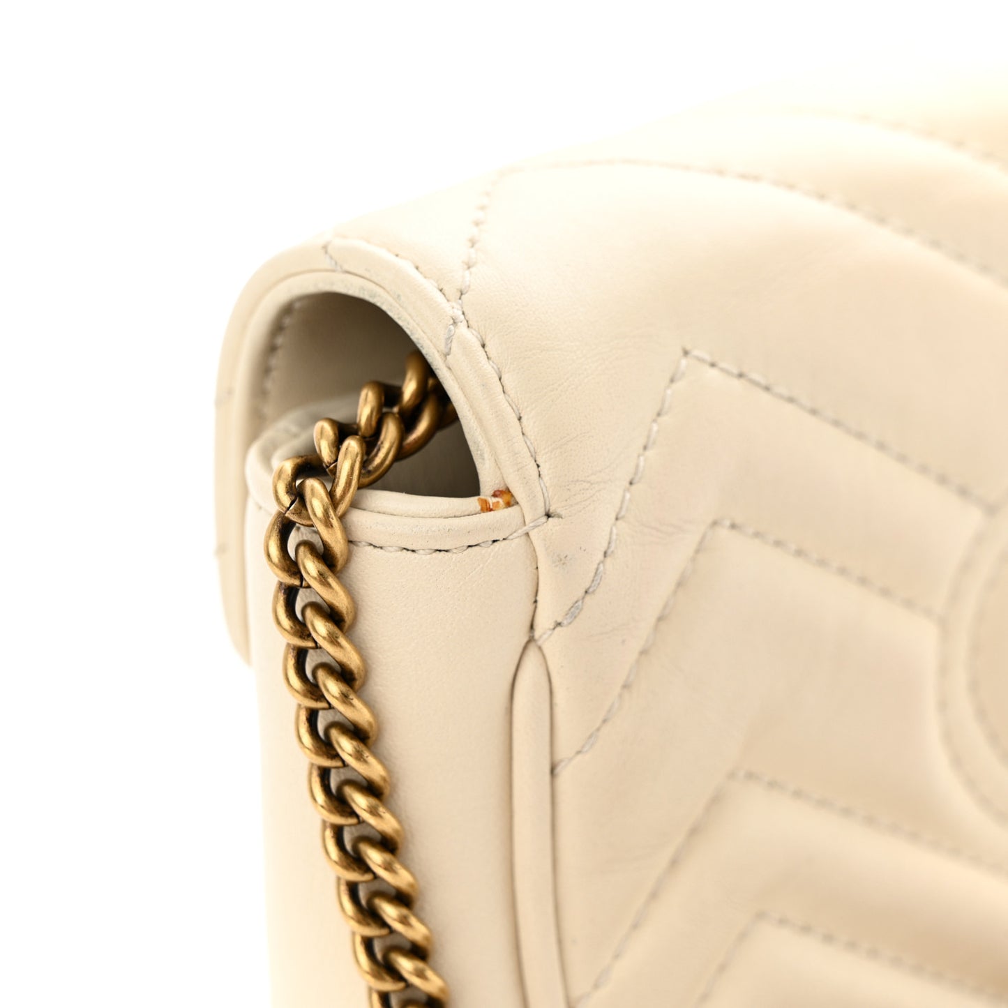 Calfskin Matelasse Super Mini GG Marmont Shoulder Bag White