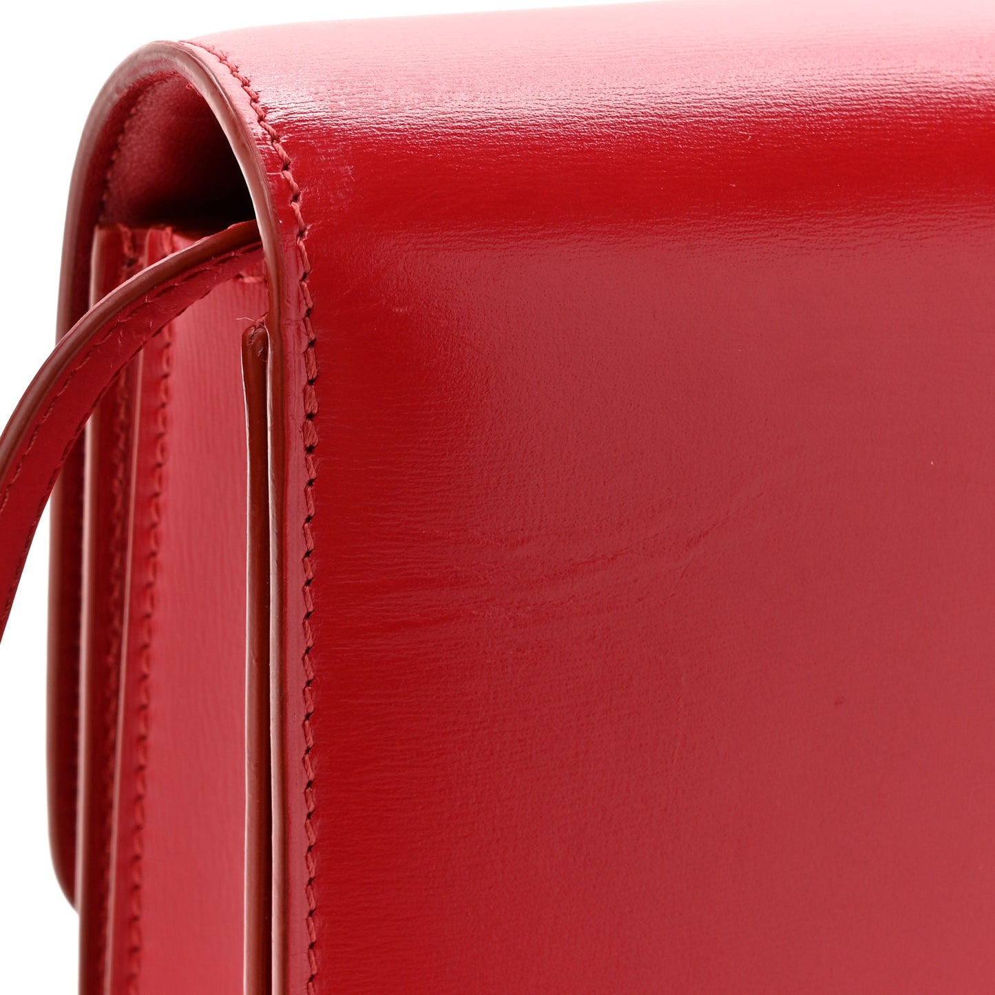Box Calfskin Medium Classic Box Flap Bag Red