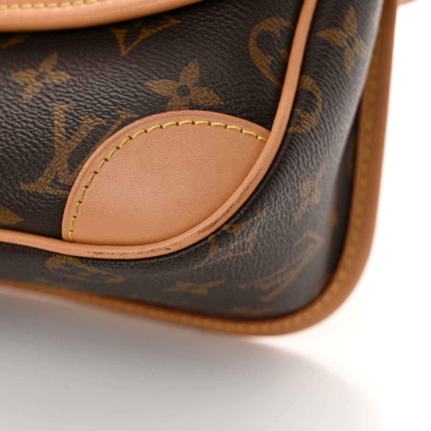 Louis Vuitton Monogram Diane 11 of 13