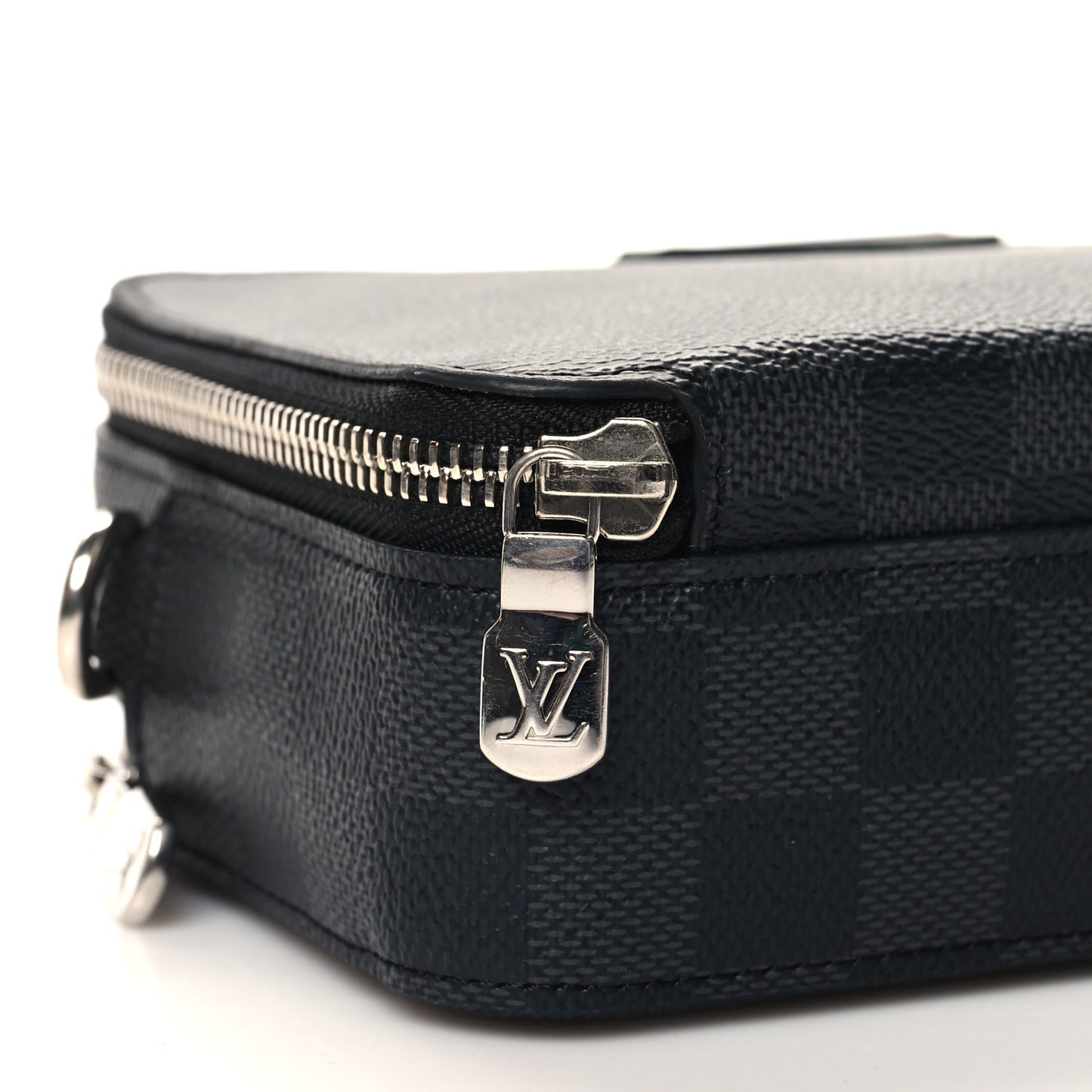 Damier Graphite Alpha Wearable Wallet