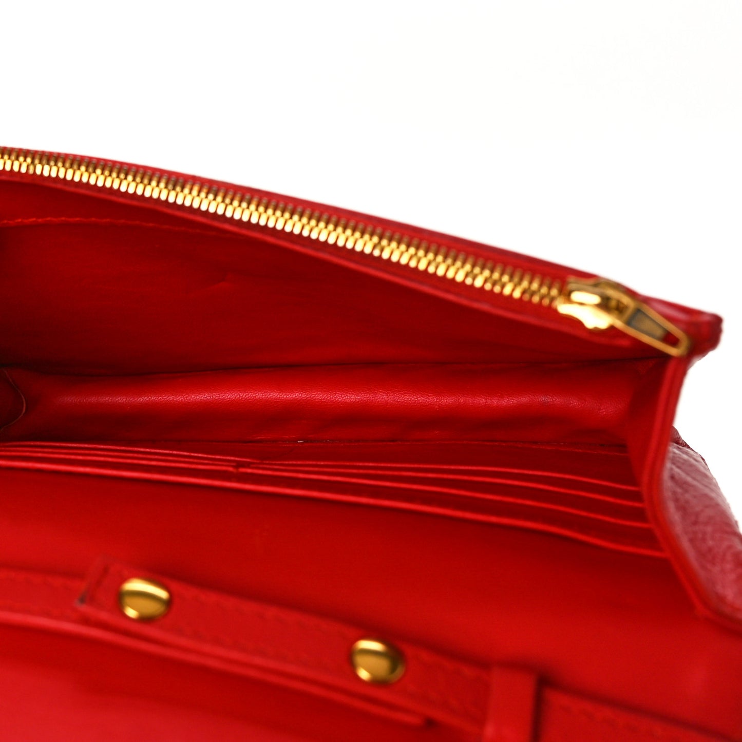 Shiny Goatskin Logo Embossed BB Wallet On Chain Vivid Red