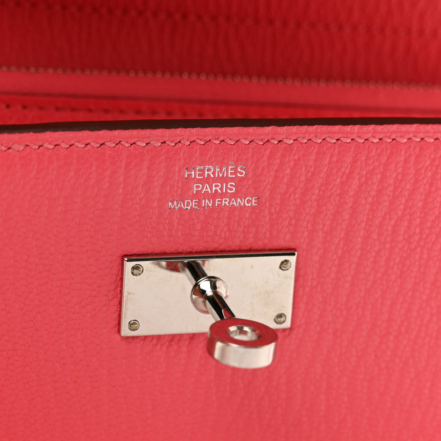 Chevre Mysore Kelly Medium Wallet Rose Lipstick