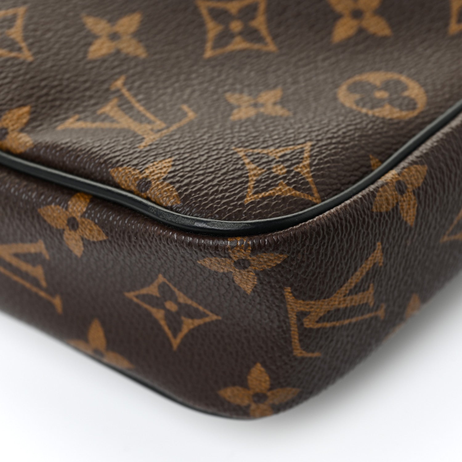 Louis Vuitton Monogram Macassar Porte-Documents Voyage PM 12 of 17