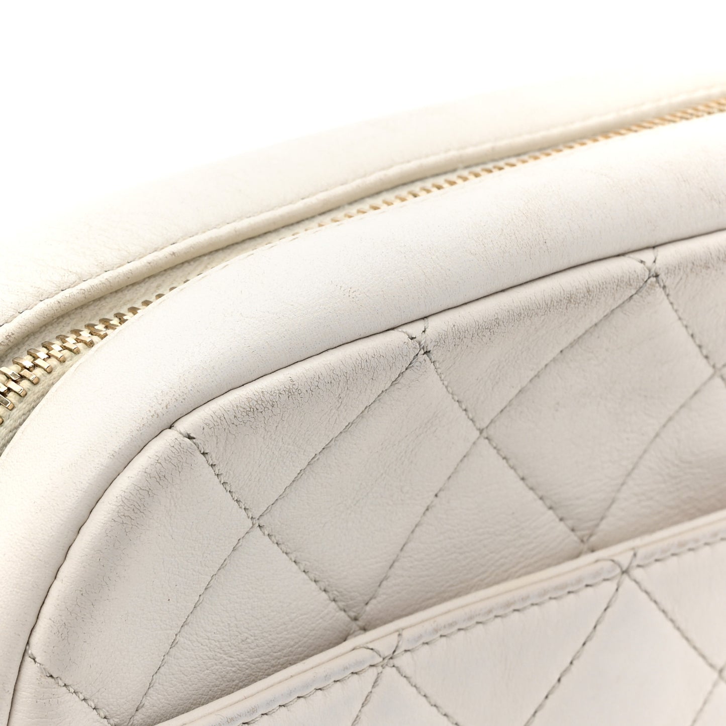 Calfskin Quilted Enchained Camera Case Bag White