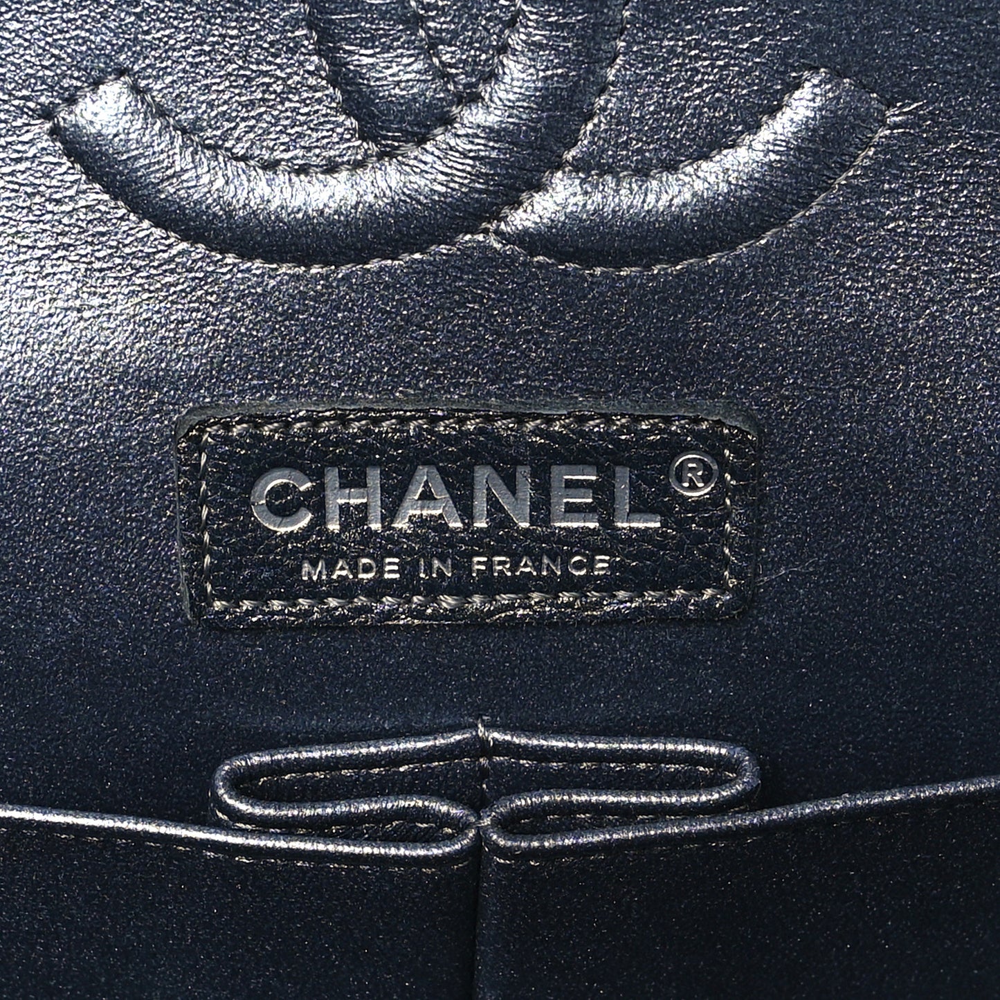 Pearly Caviar Quilted Medium Double Flap Grey