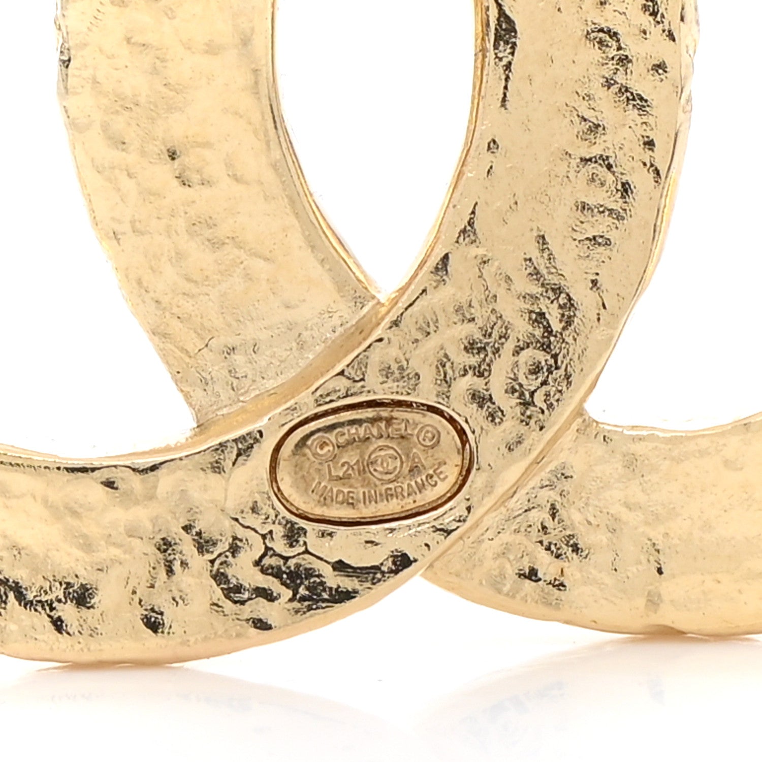 Chanel Metal CC Quilted Brooch Light Gold 4 of 5