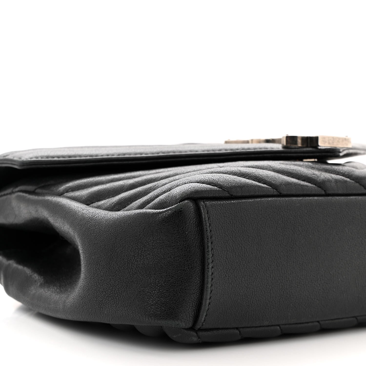 Saint Laurent Sheepskin Matelasse Chevron Monogram Medium College Bag Black 9 of 10