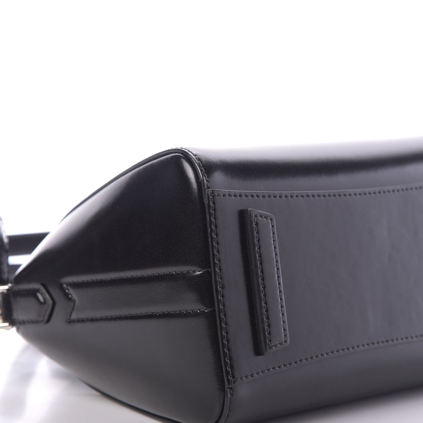 Shiny Lord Calfskin Mini Antigona Black