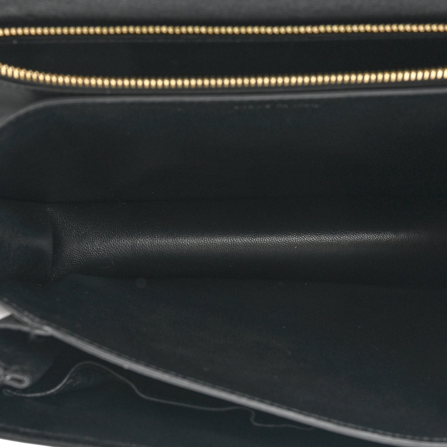 Box Calfskin Medium Classic Box Flap Bag Black