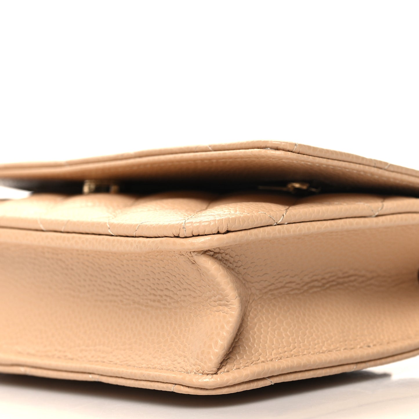 Caviar Quilted Wallet on Chain WOC Beige