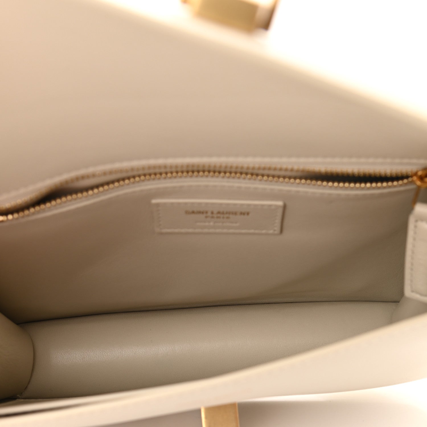 Saint Laurent Smooth Calfskin Carre Satchel Crema Soft 5 of 10