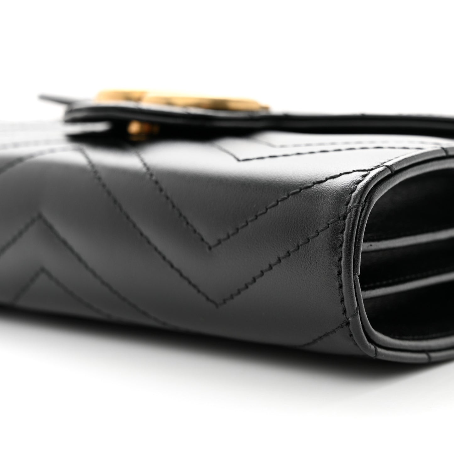 Calfskin Matelasse GG Marmont Chain Wallet Black
