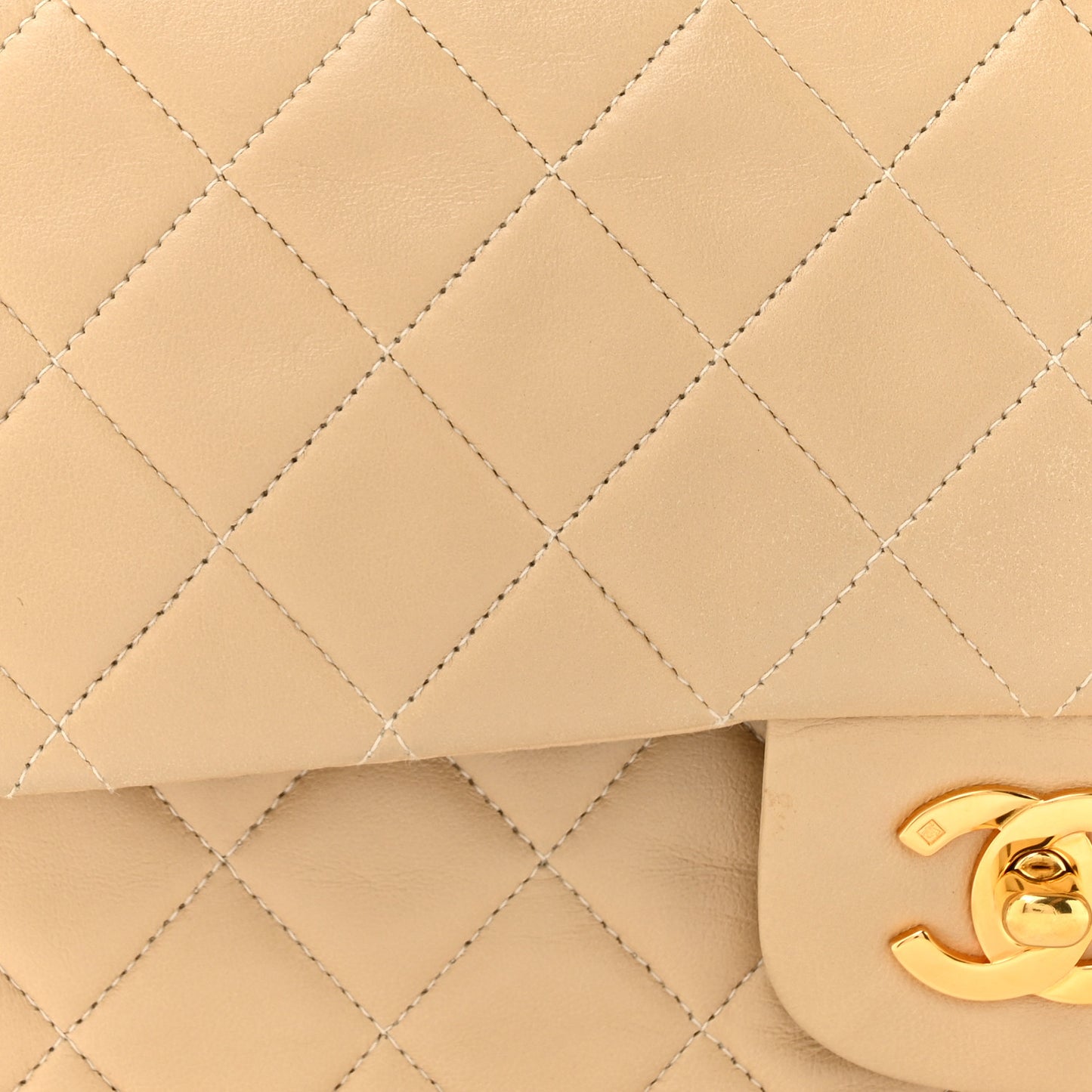 Lambskin Quilted Medium Double Flap Beige