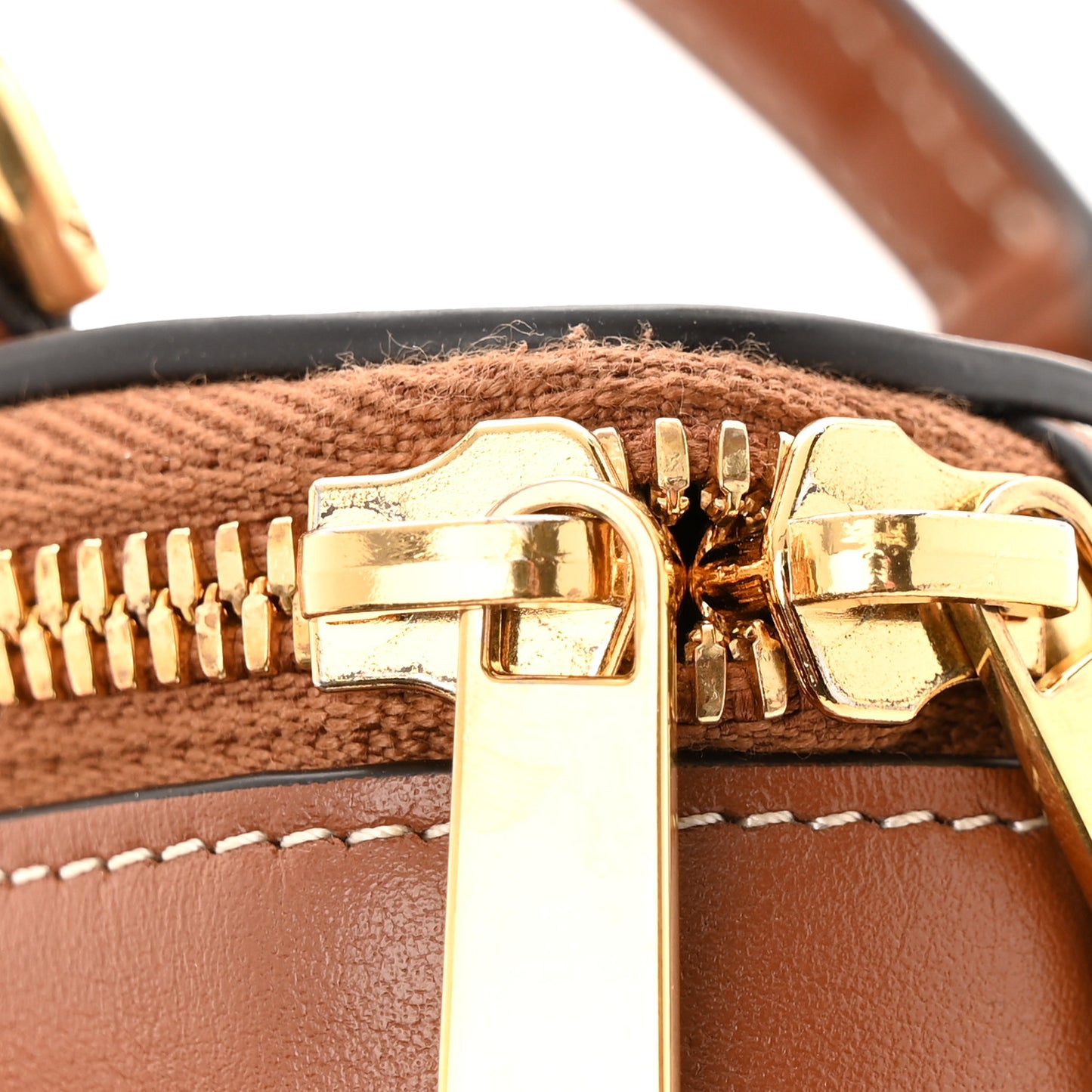 Smooth Calfskin Cuir Triomphe Mini Vanity Case Tan