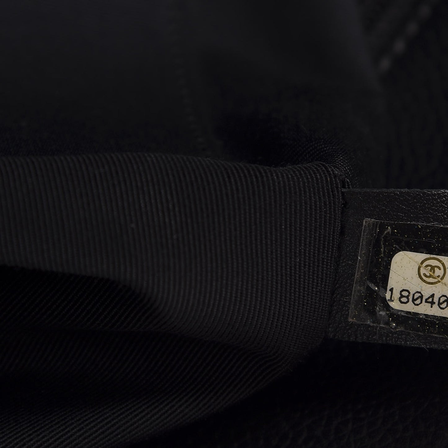 Calfskin Small Cerf Executive Shopper Tote Black