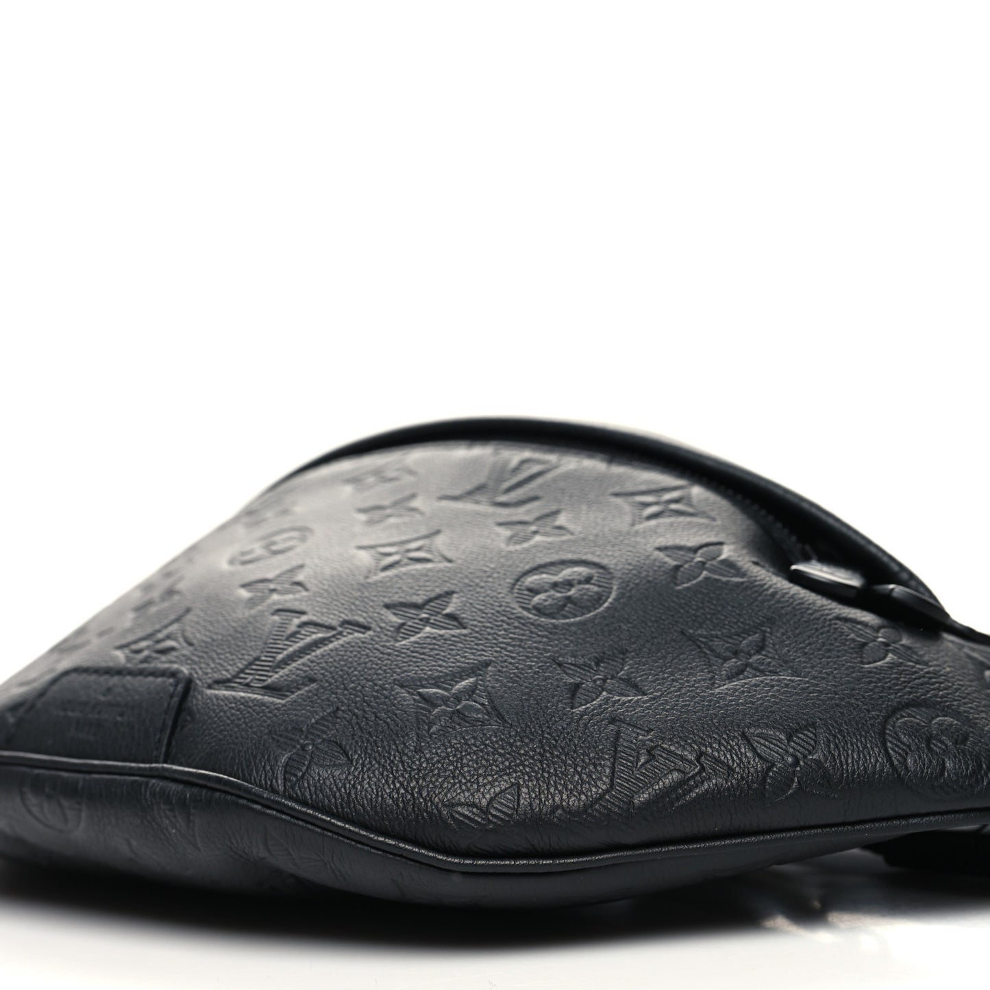 Calfskin Monogram Shadow Discovery Bumbag Black