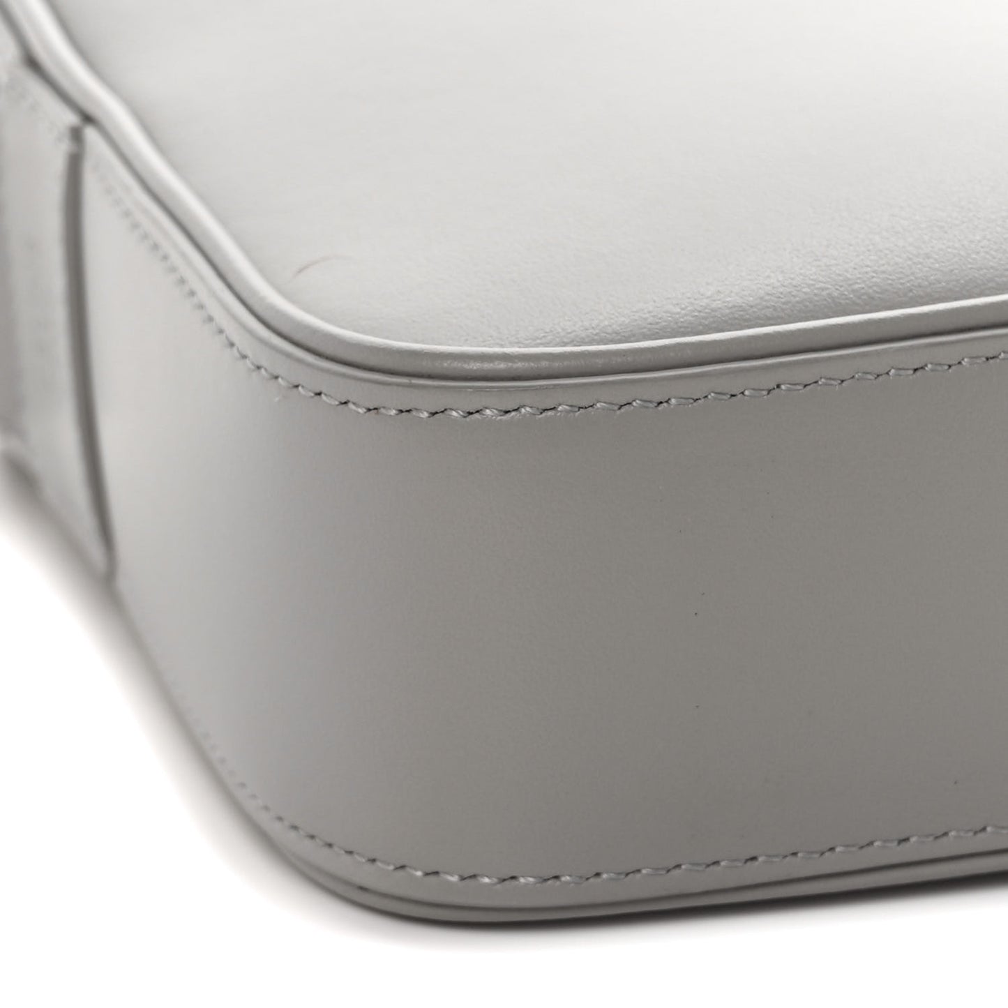 Smooth Calfskin Medium Messenger Bag Pale Grey