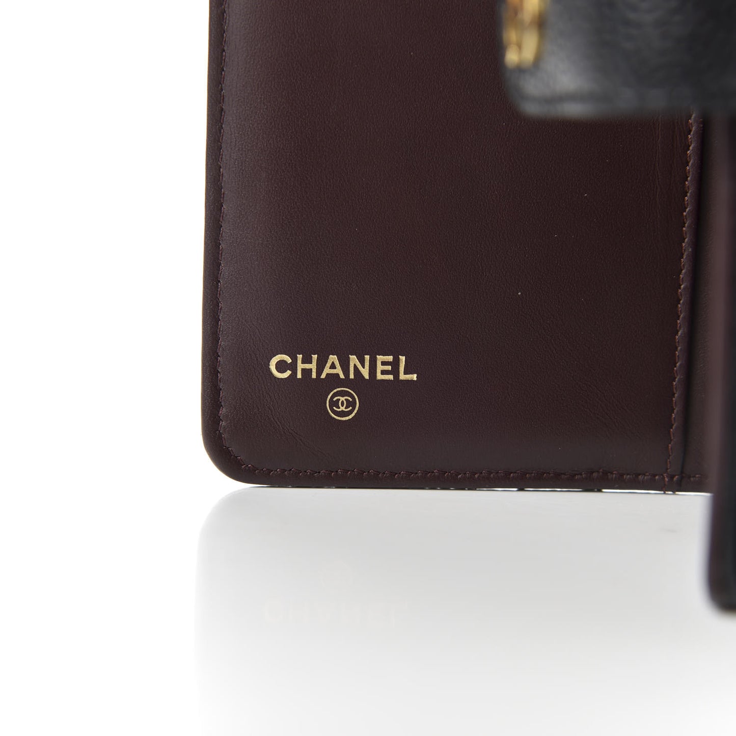 Caviar Quilted Zipped Pocket Wallet Black