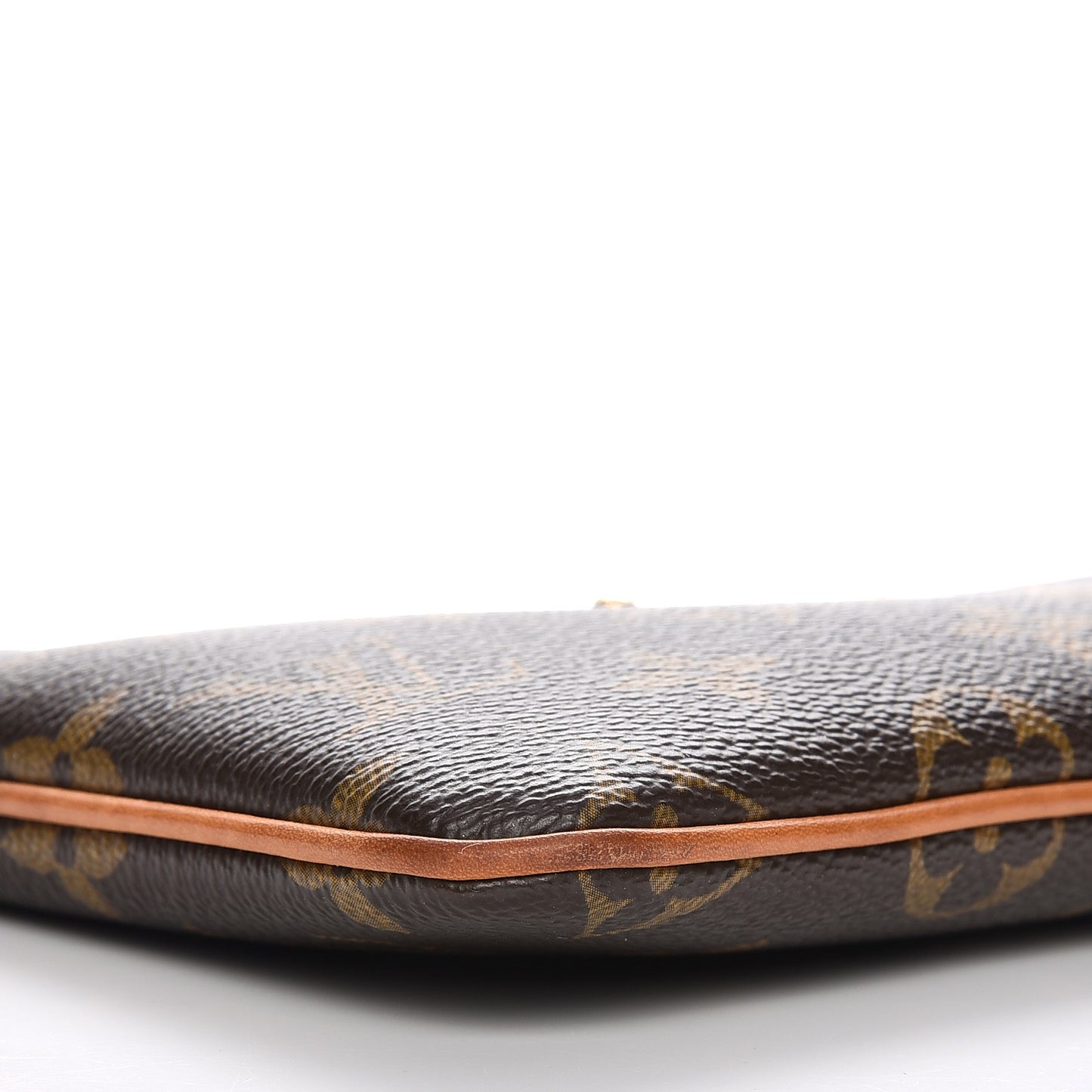 Monogram Pochette Milla MM