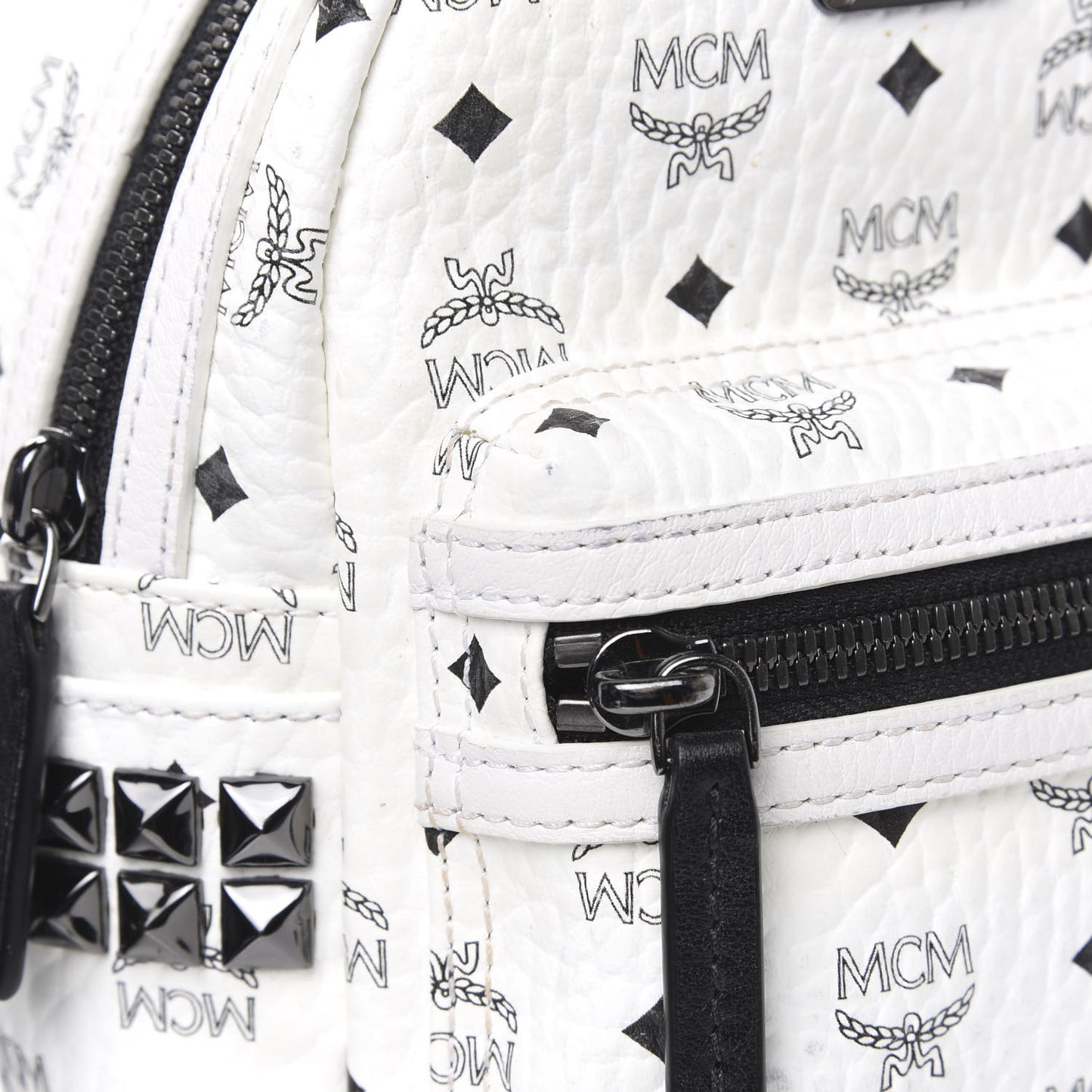 Visetos Side Stud X-Mini Stark Bebe Boo Backpack White