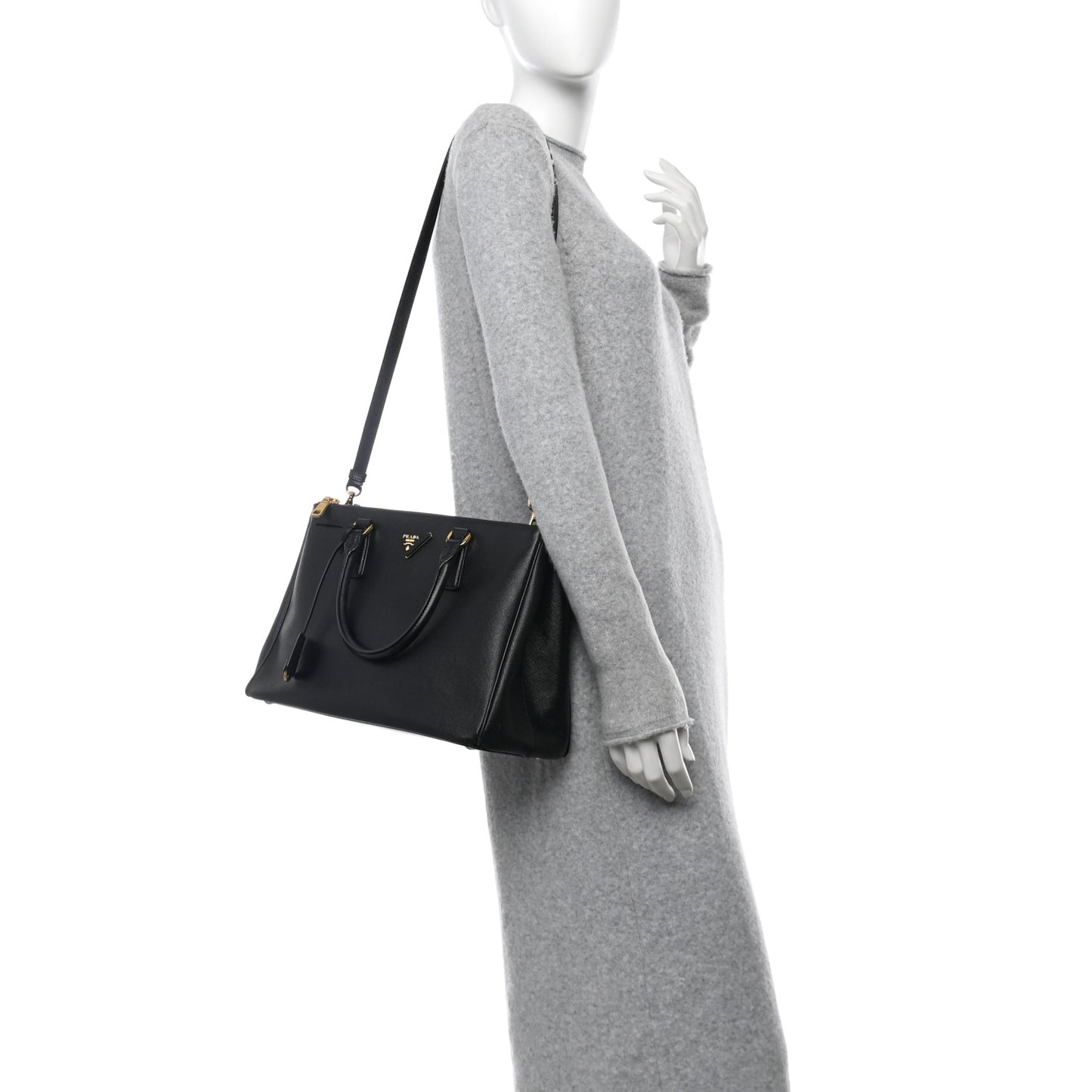 Saffiano Lux Medium Galleria Double Zip Tote Black