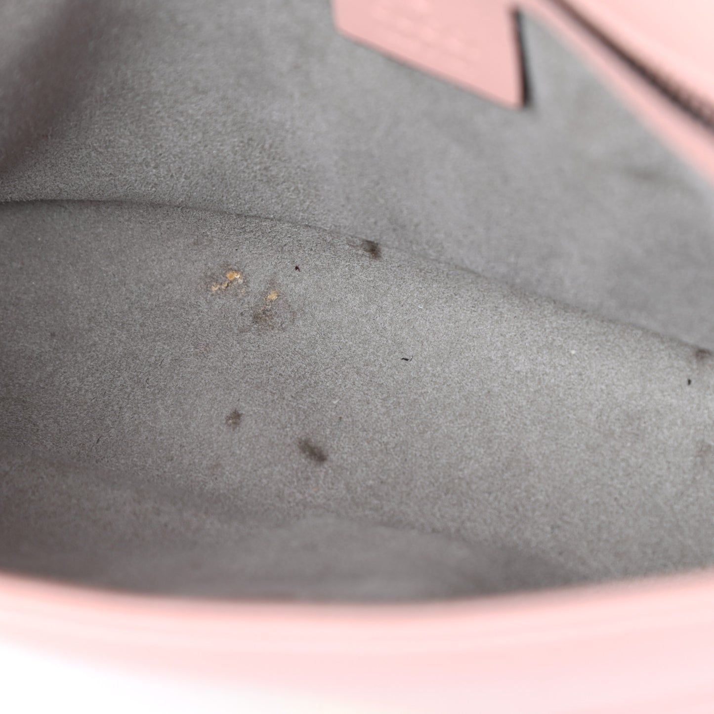 Calfskin Matelasse Small GG Marmont Shoulder Bag Perfect Pink