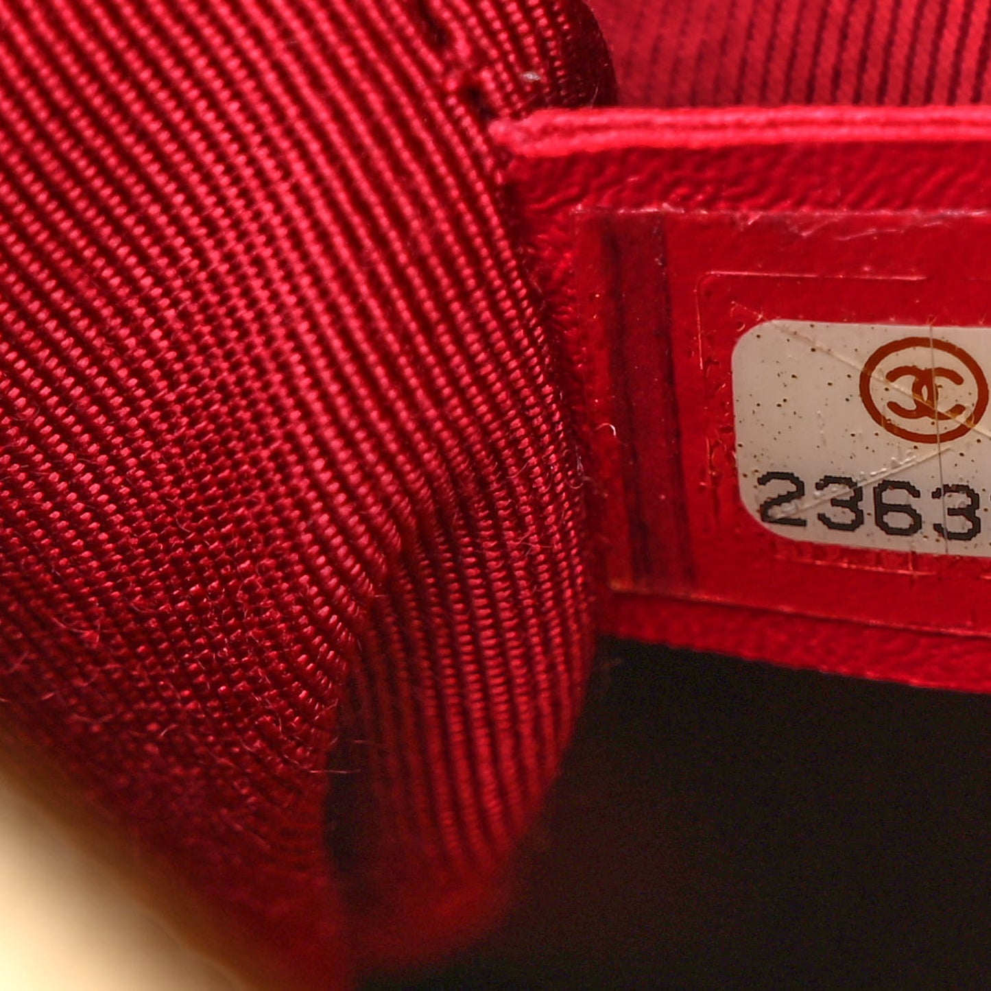 Metallic Lambskin Calfskin Quilted Medium Gabrielle Hobo Gold