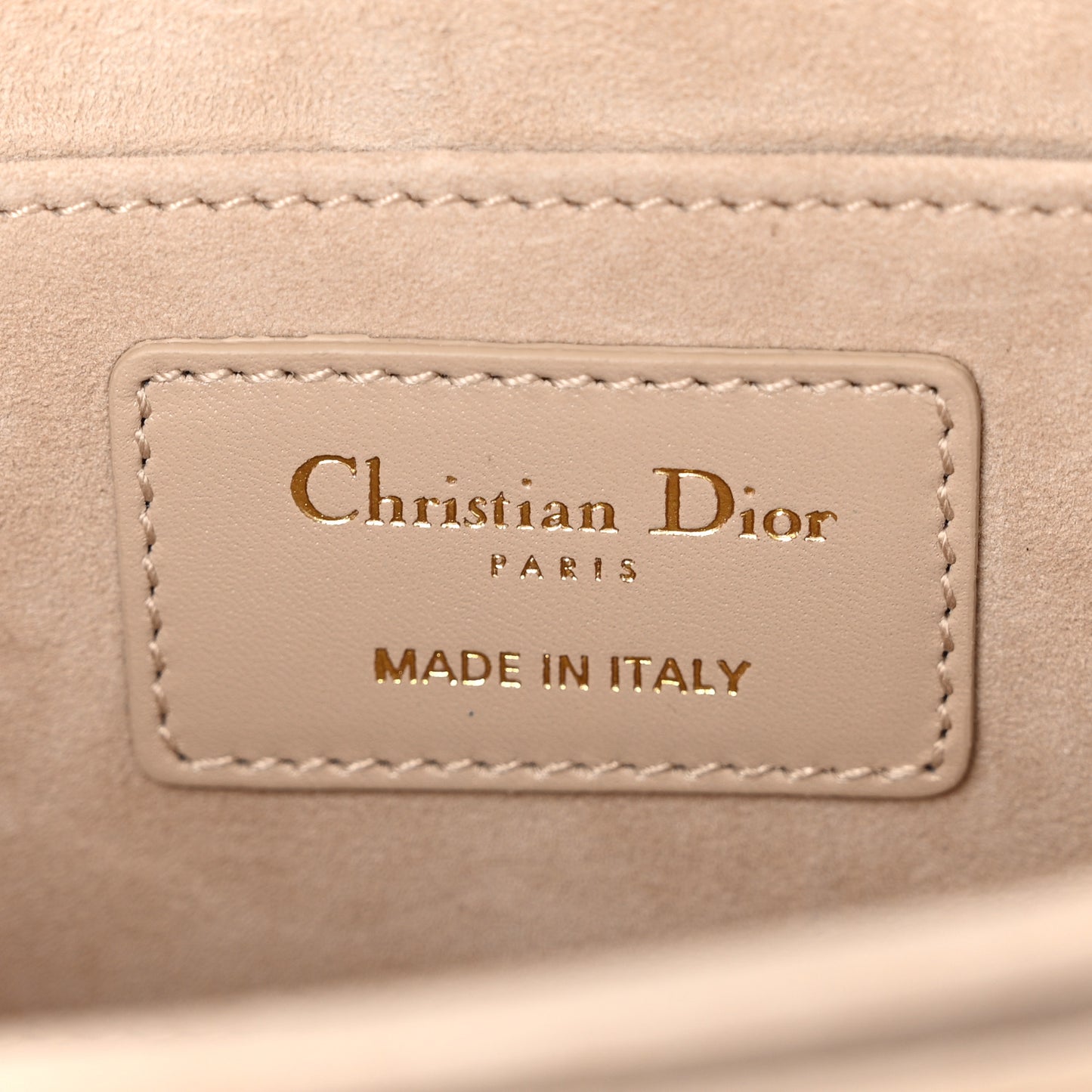 Box Calfskin 30 Montaigne Small Avenue Bag Powder Beige