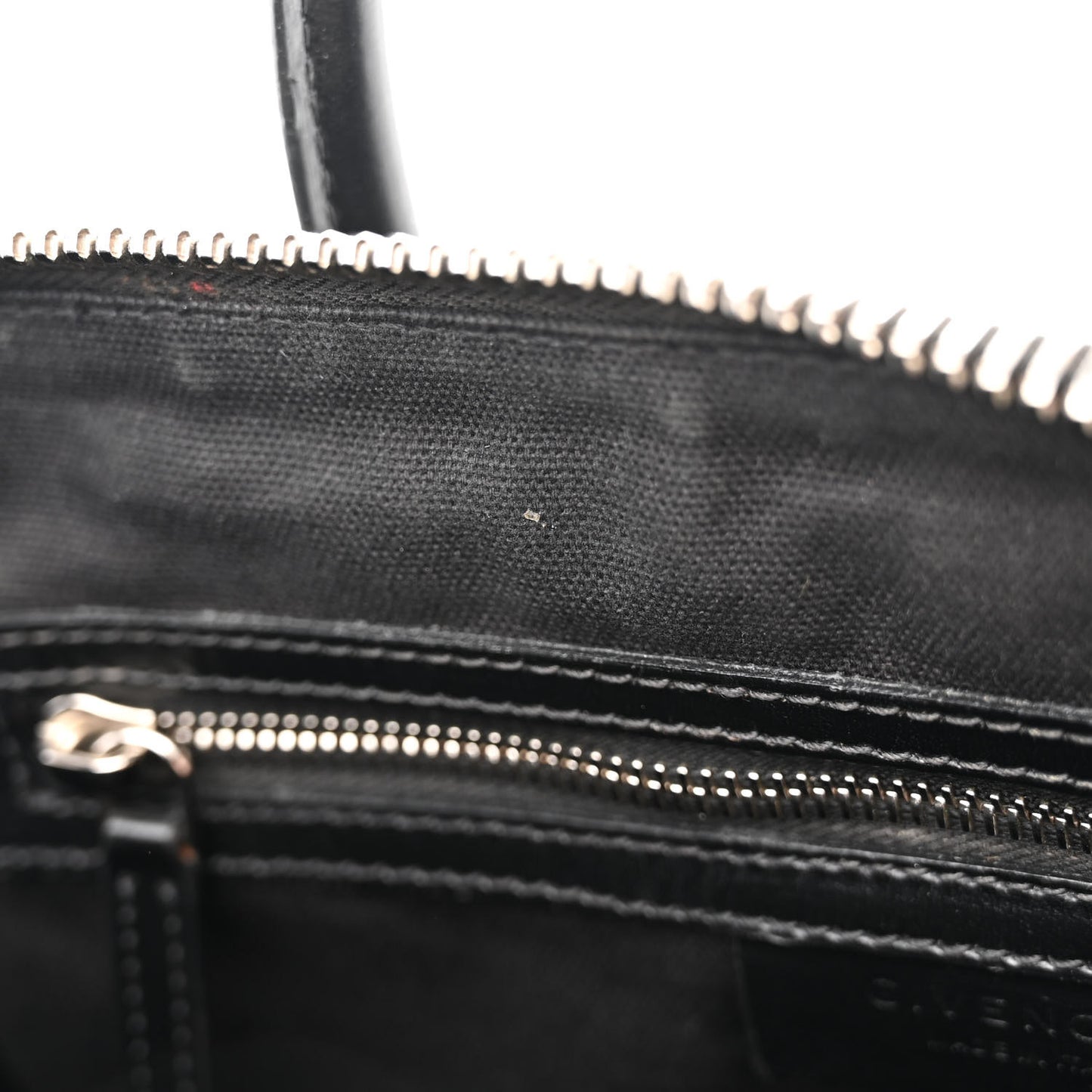 Shiny Lord Calfskin Medium Antigona Black