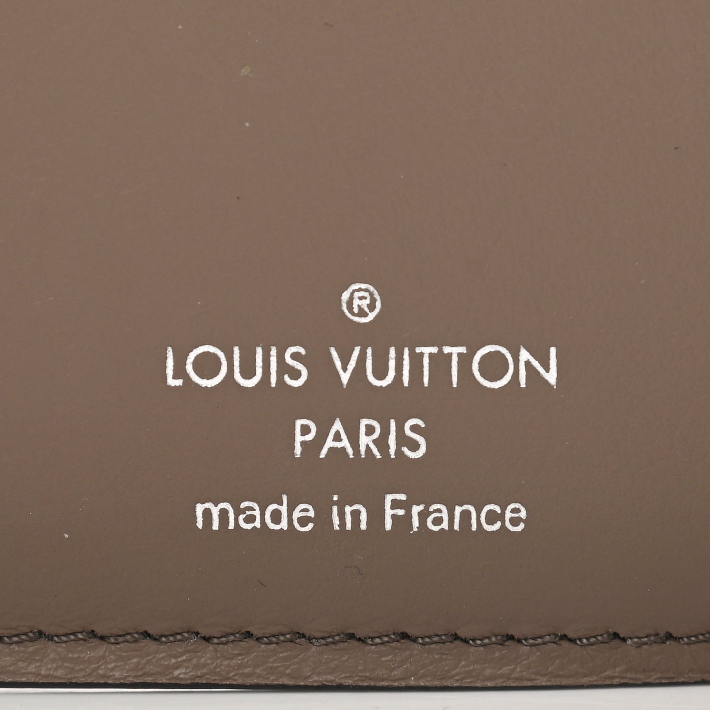 Taurillon Capucines Compact Wallet Magnolia