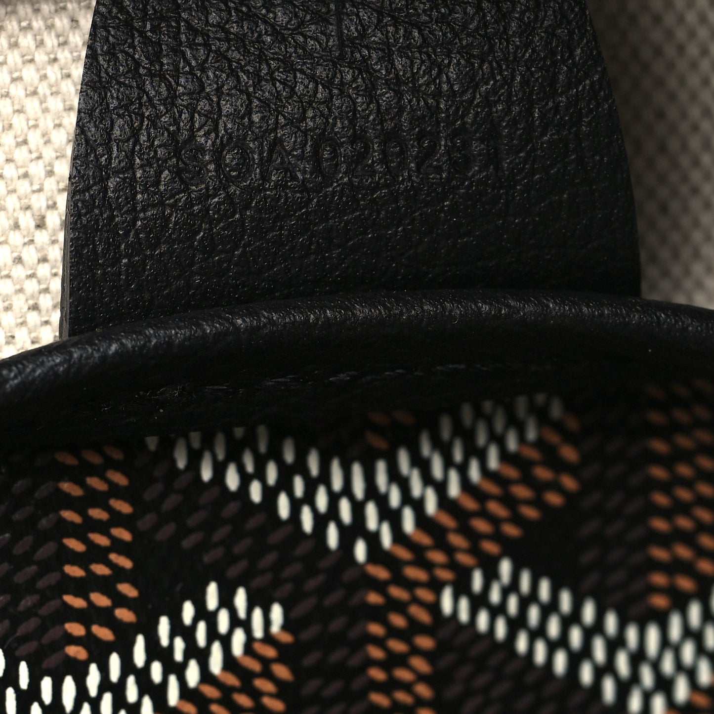 Goyardine Artois PM Black