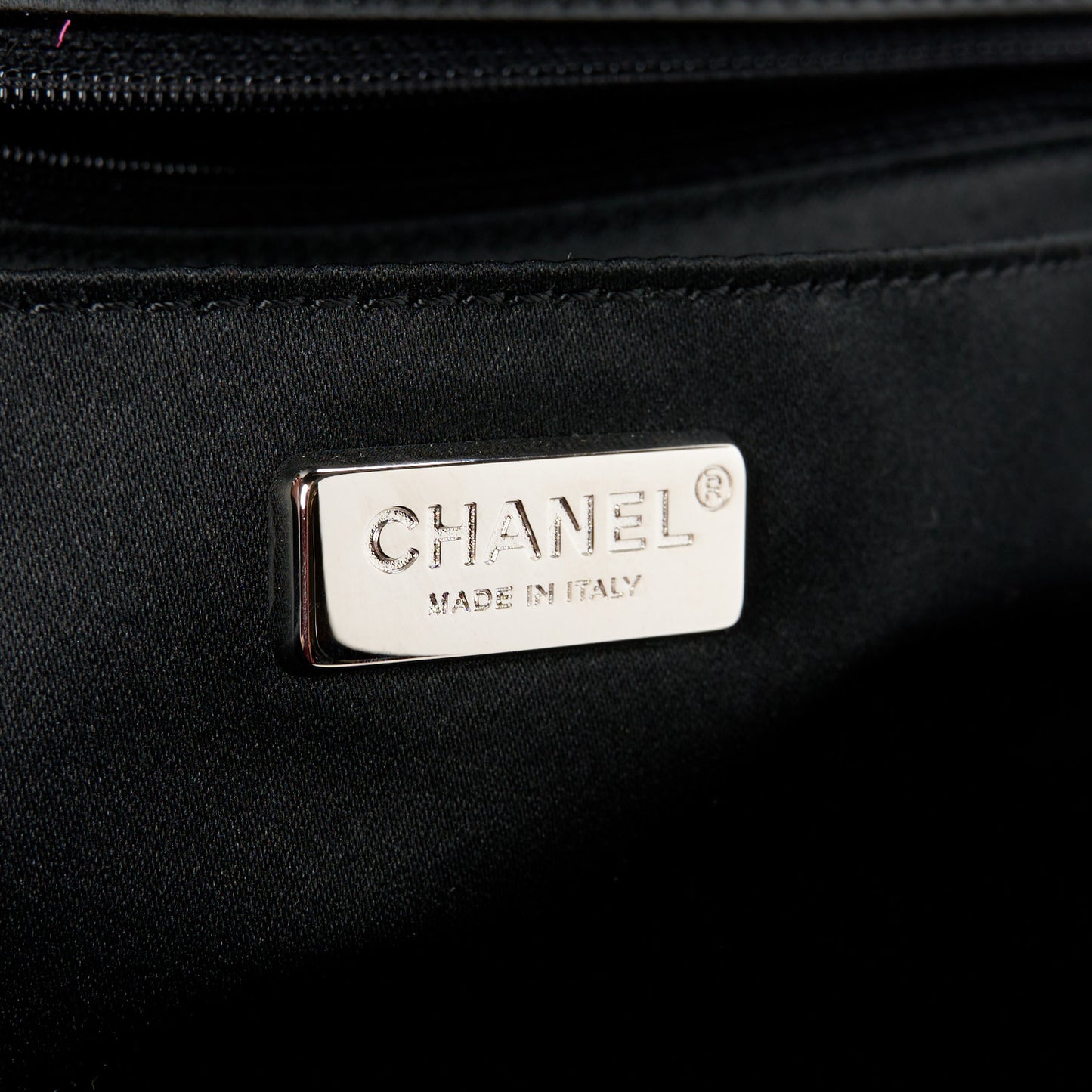 Sequin Medium Single Flap Black Gold