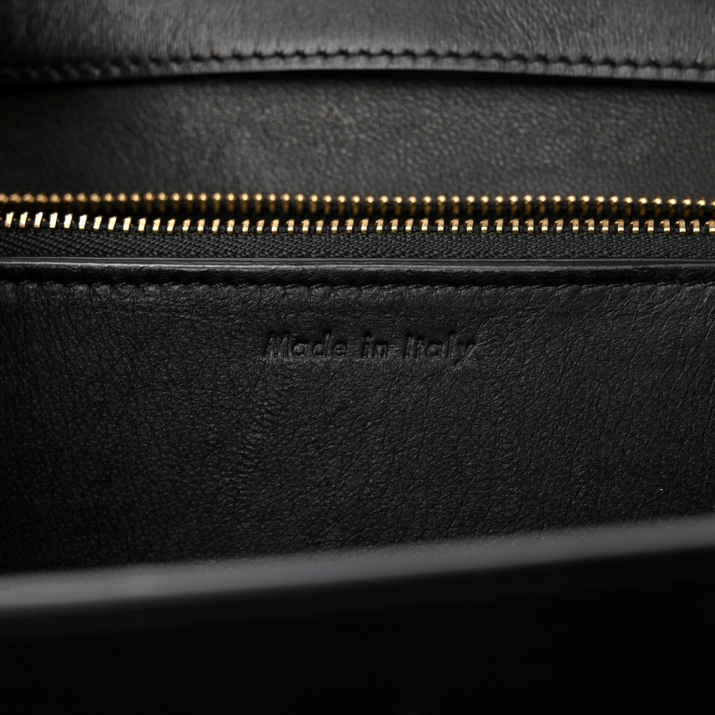 Box Calfskin Medium Classic Box Flap Bag Black
