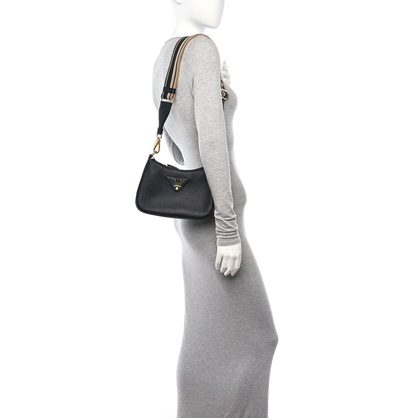 Vitello Daino Soft Zippered Hobo Shoulder Bag Black