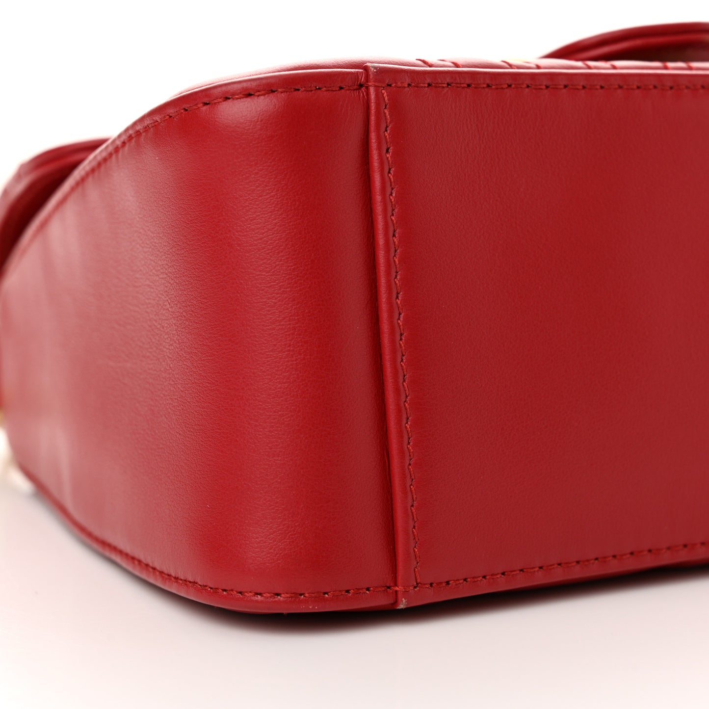 Calfskin Matelasse Mini GG Marmont Top Handle Shoulder Bag Hibiscus Red