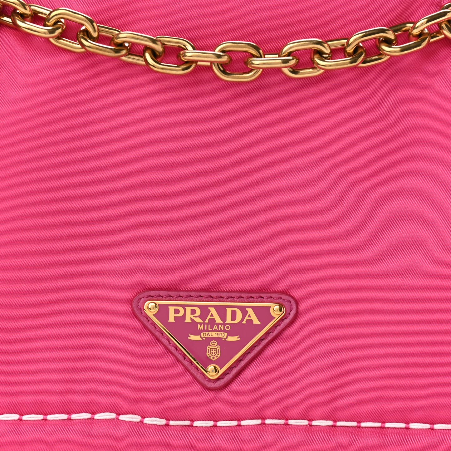 Nylon Tessuto Chain Shoulder Bag Fuxia