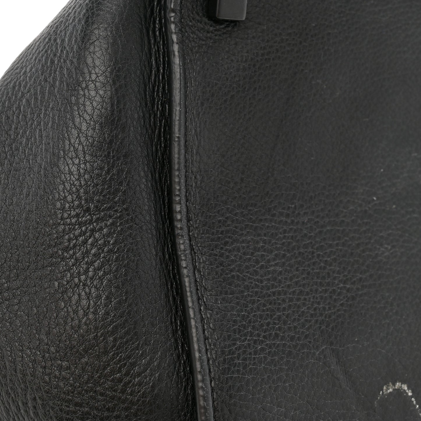 Supple Calfskin Medium Phantom Luggage Black