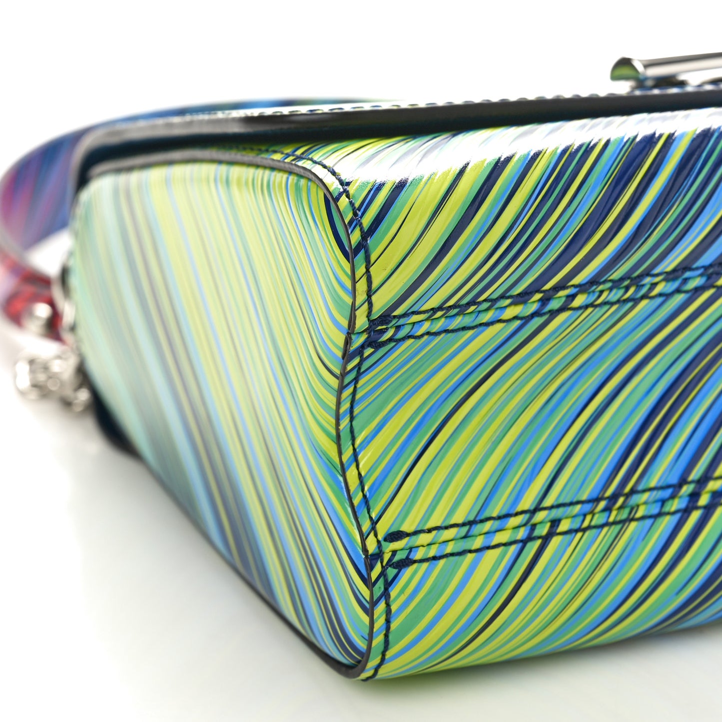 Epi Tropical Twist Shoulder Bag MM Vert Rouge