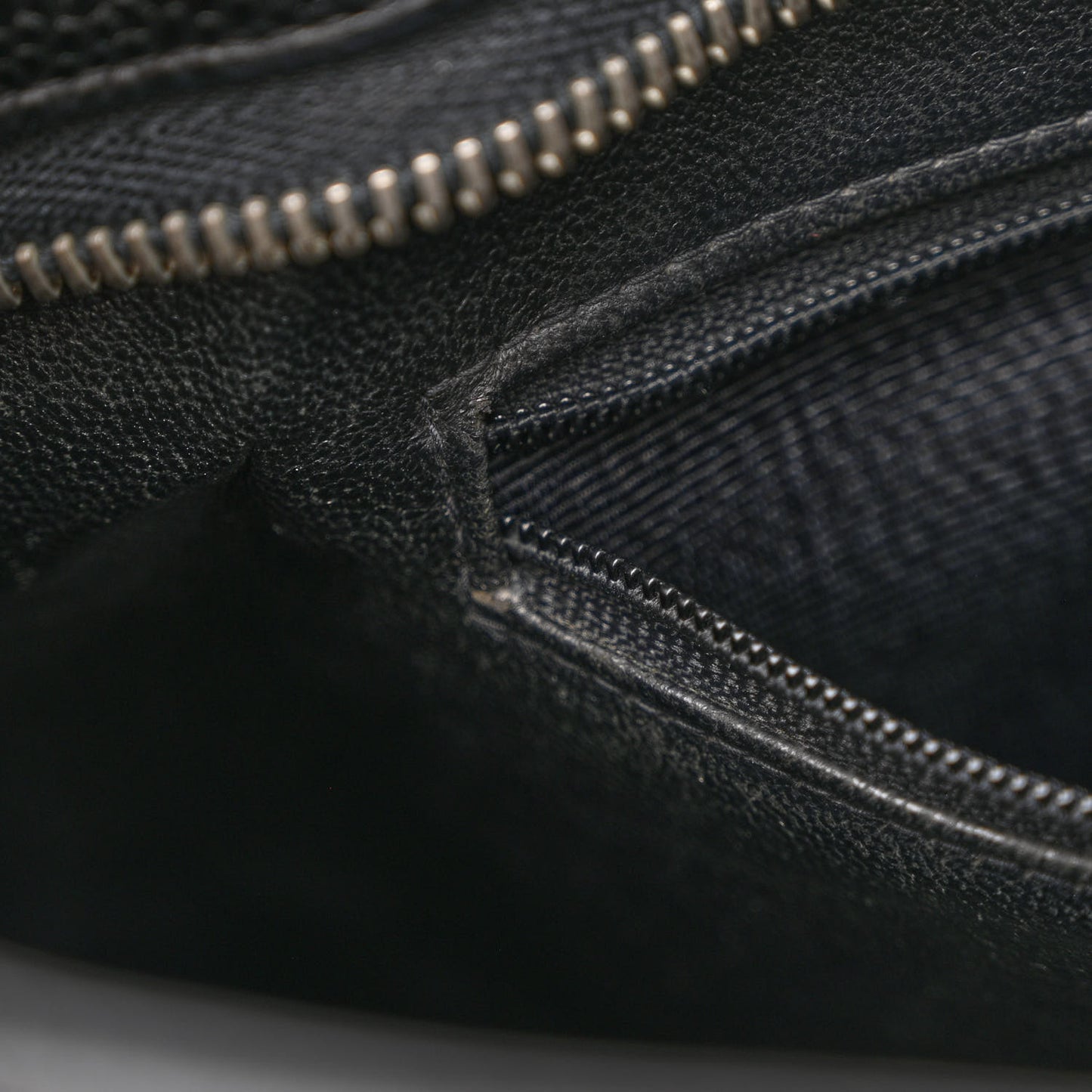 Caviar Quilted Medallion Tote Black