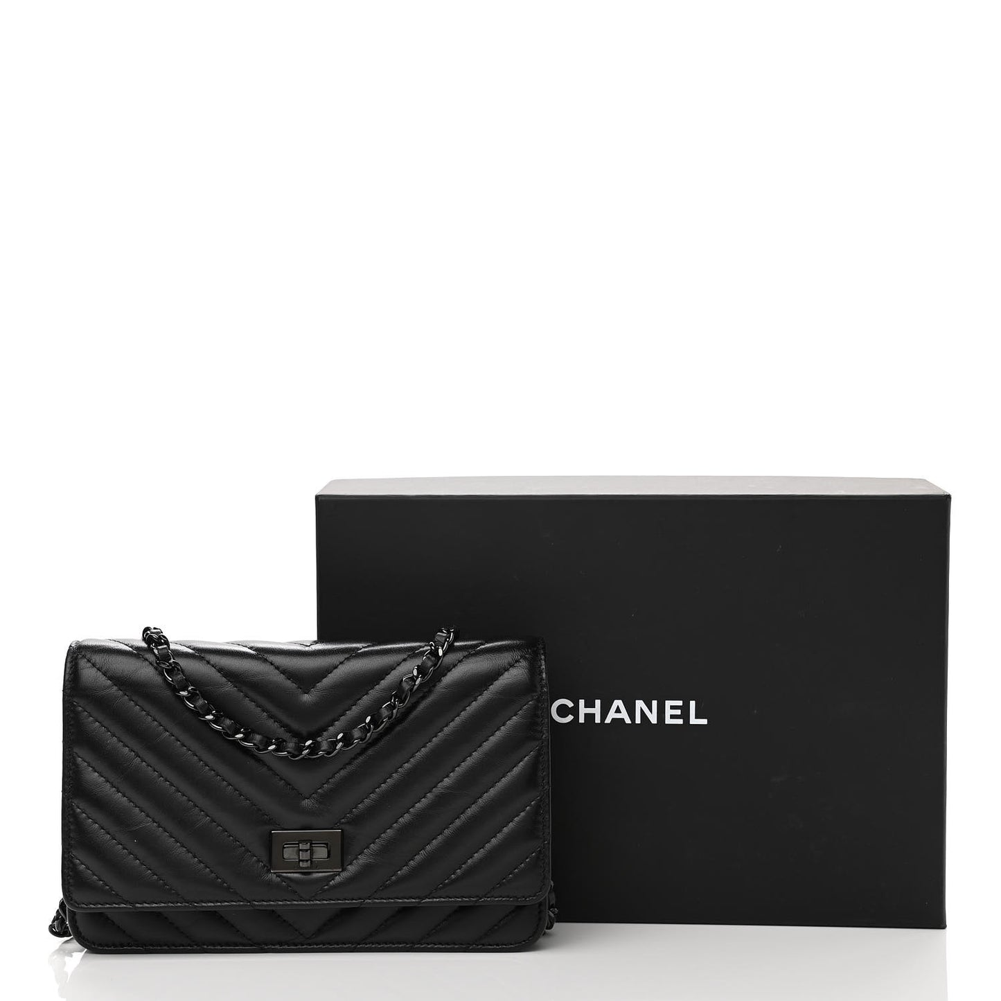 Aged Calfskin Chevron Quilted Reissue Wallet On Chain WOC So Black